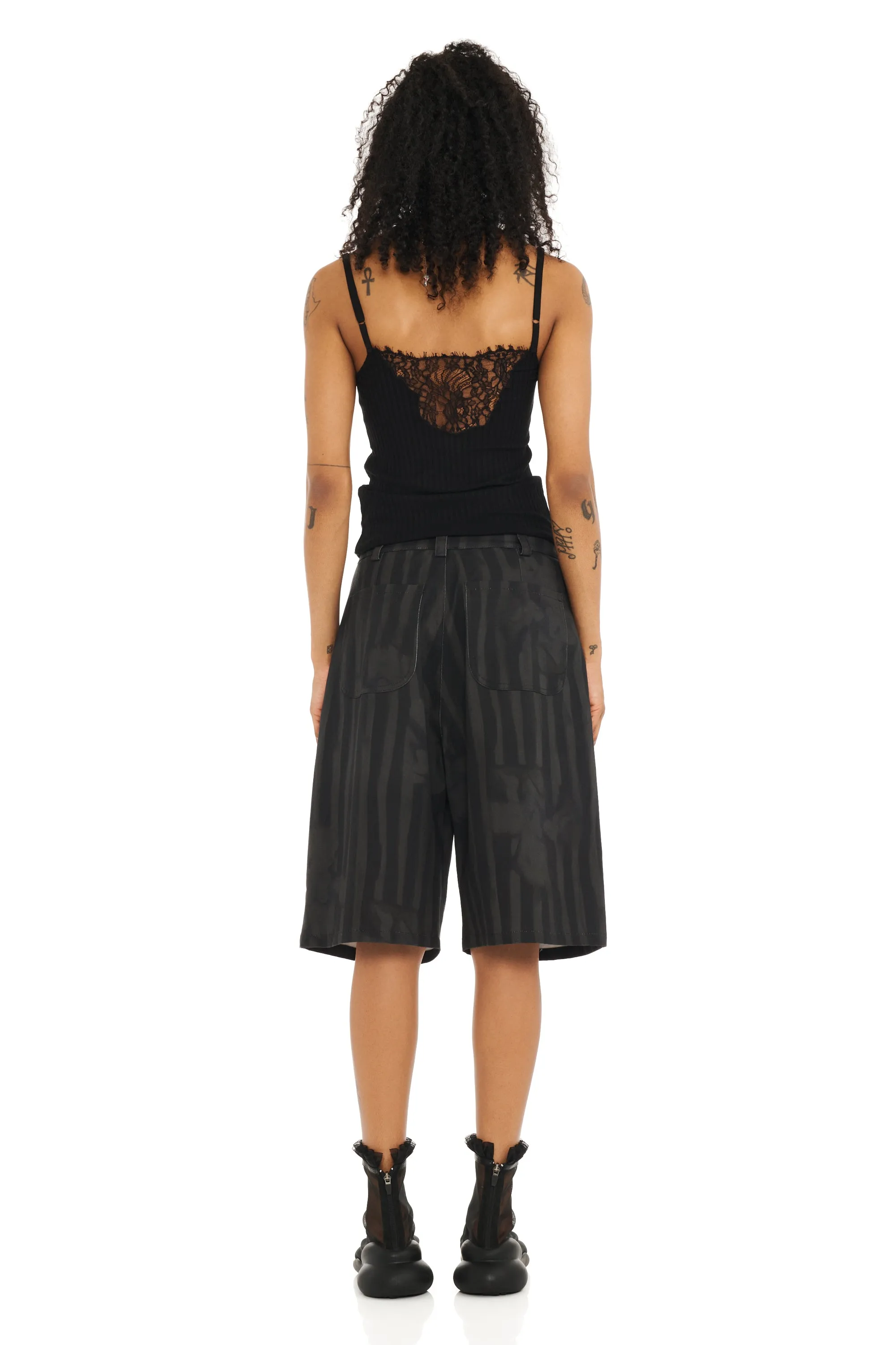 BLACK WAVY FLORAL STRIPE CATCHFLY SHORTS sold by Collina Strada product image thumbnail 5