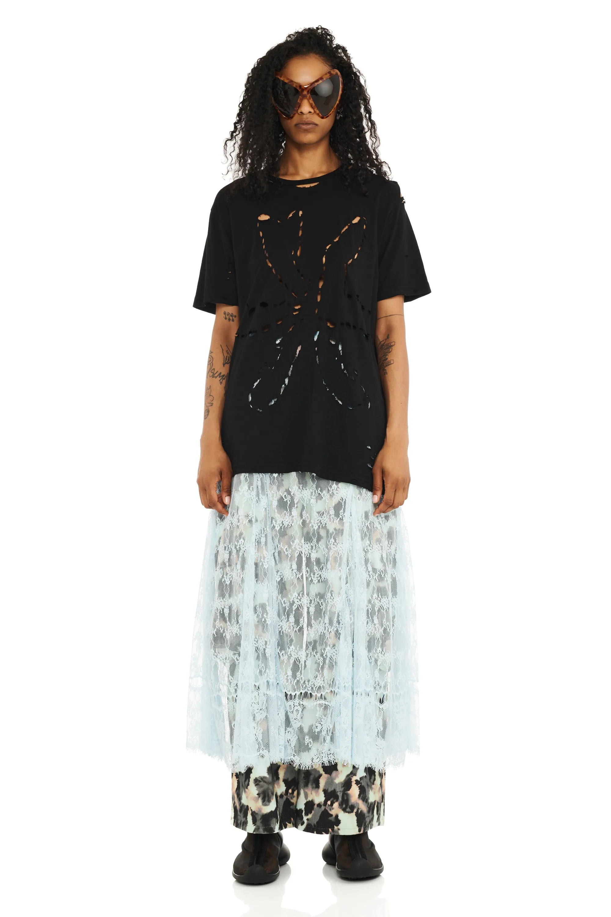BLACK REMNANT FLOWER TEE sold by Collina Strada