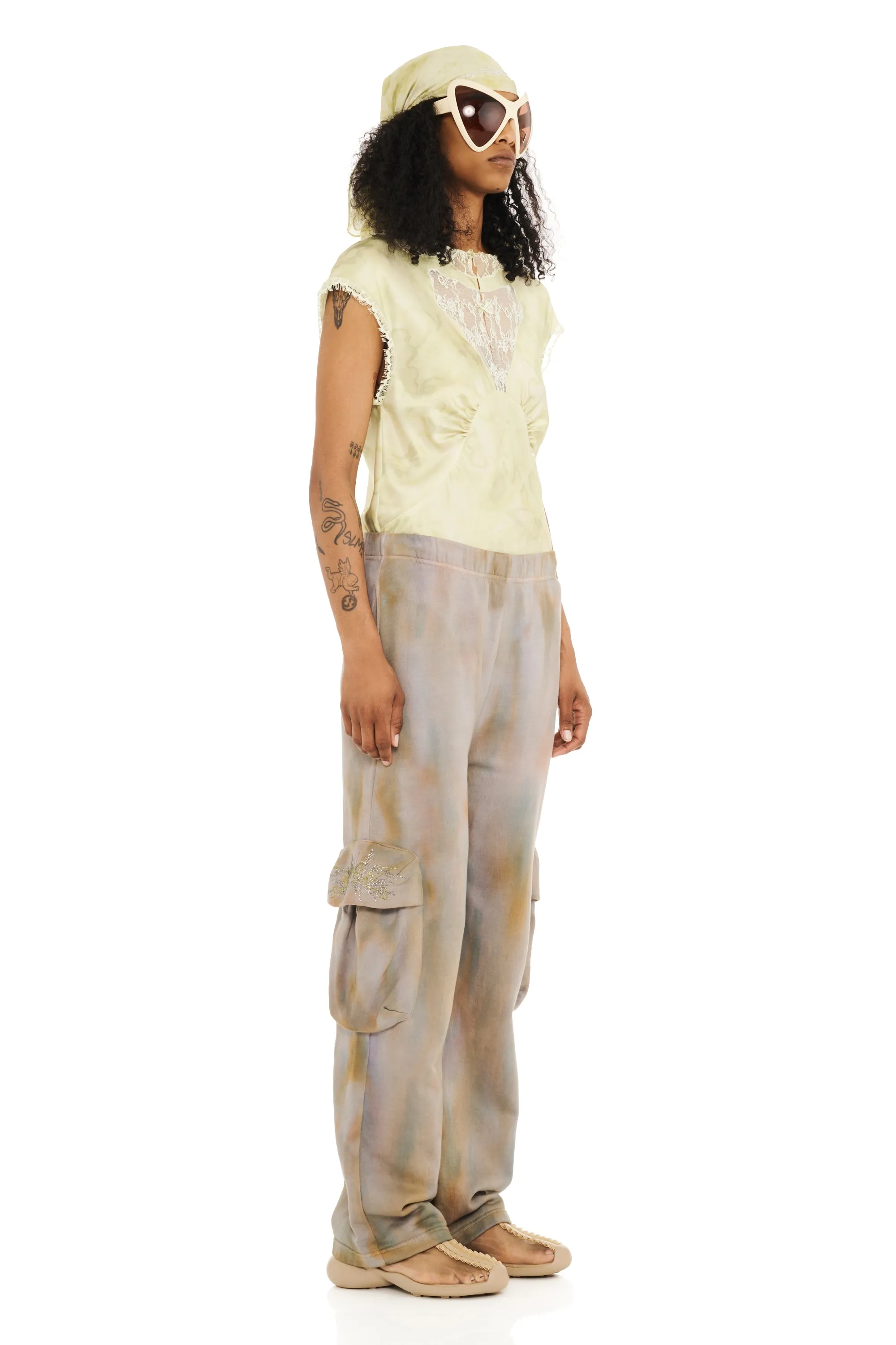 REISHI AURORA CARGO SWEATPANT sold by Collina Strada product image thumbnail 3