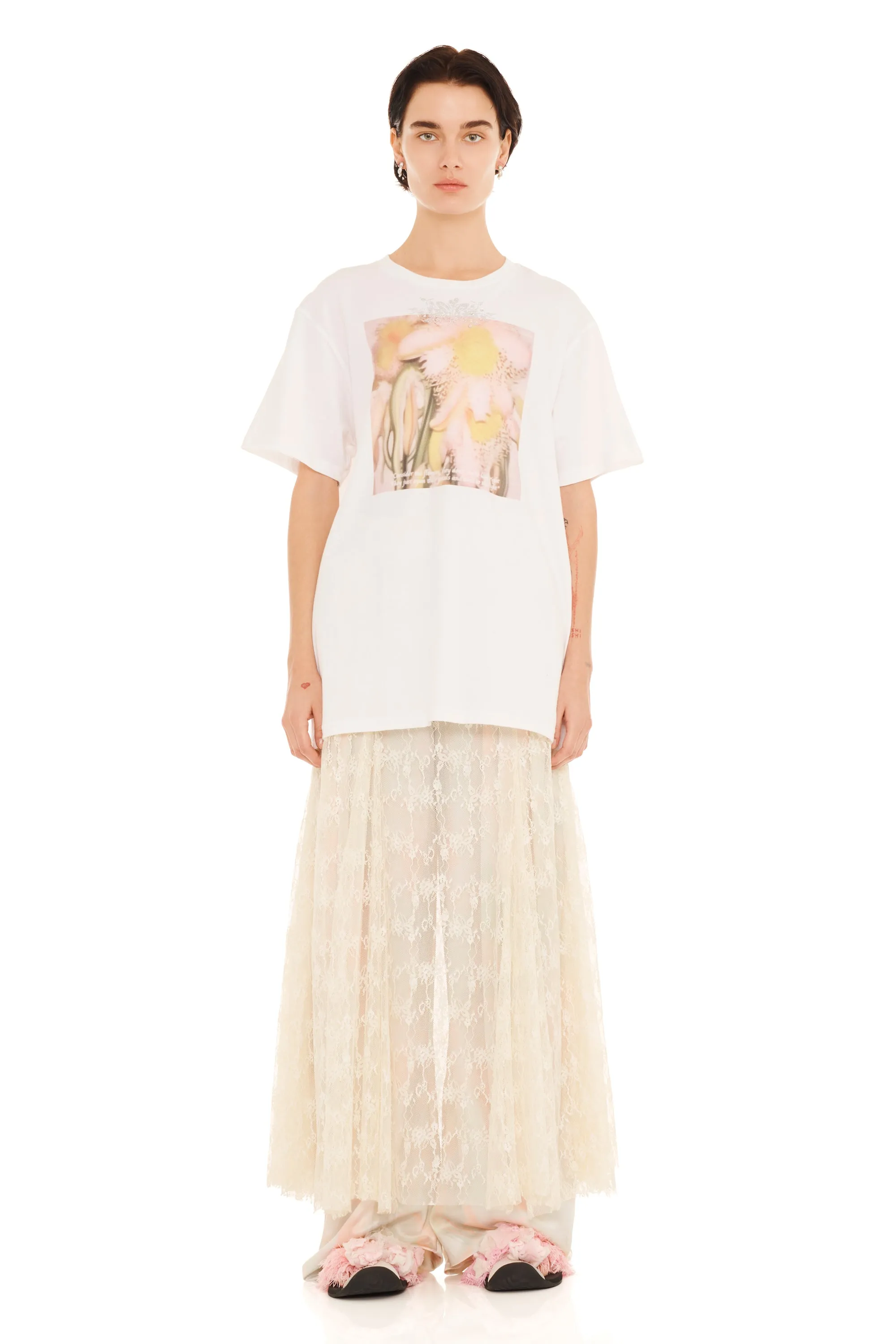 RHINESTONE FLOWER PETAL GRAPHIC TEE sold by Collina Strada product image thumbnail 4