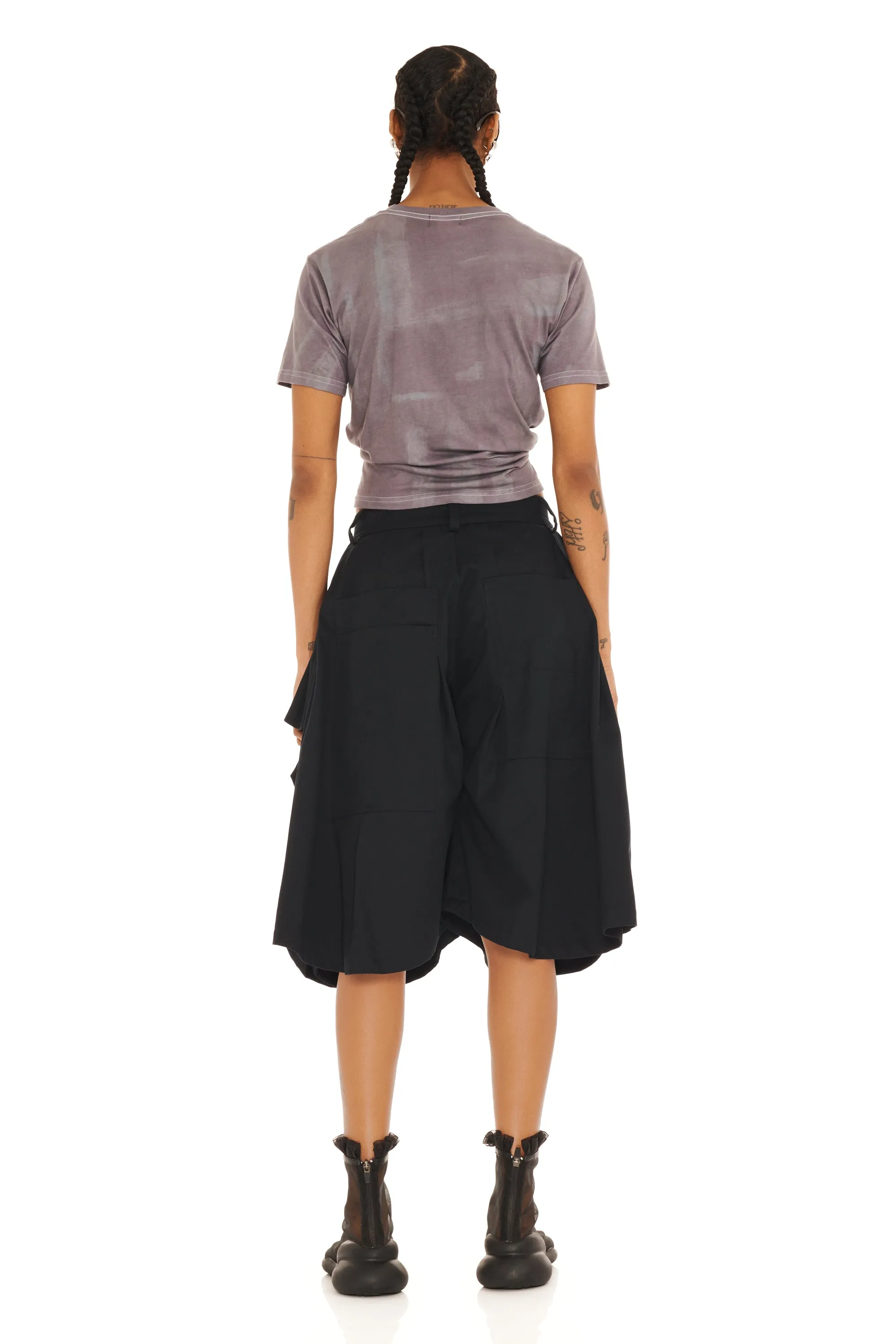 BLACK DENIM HAZEL CARGO SHORT sold by Collina Strada product image thumbnail 2