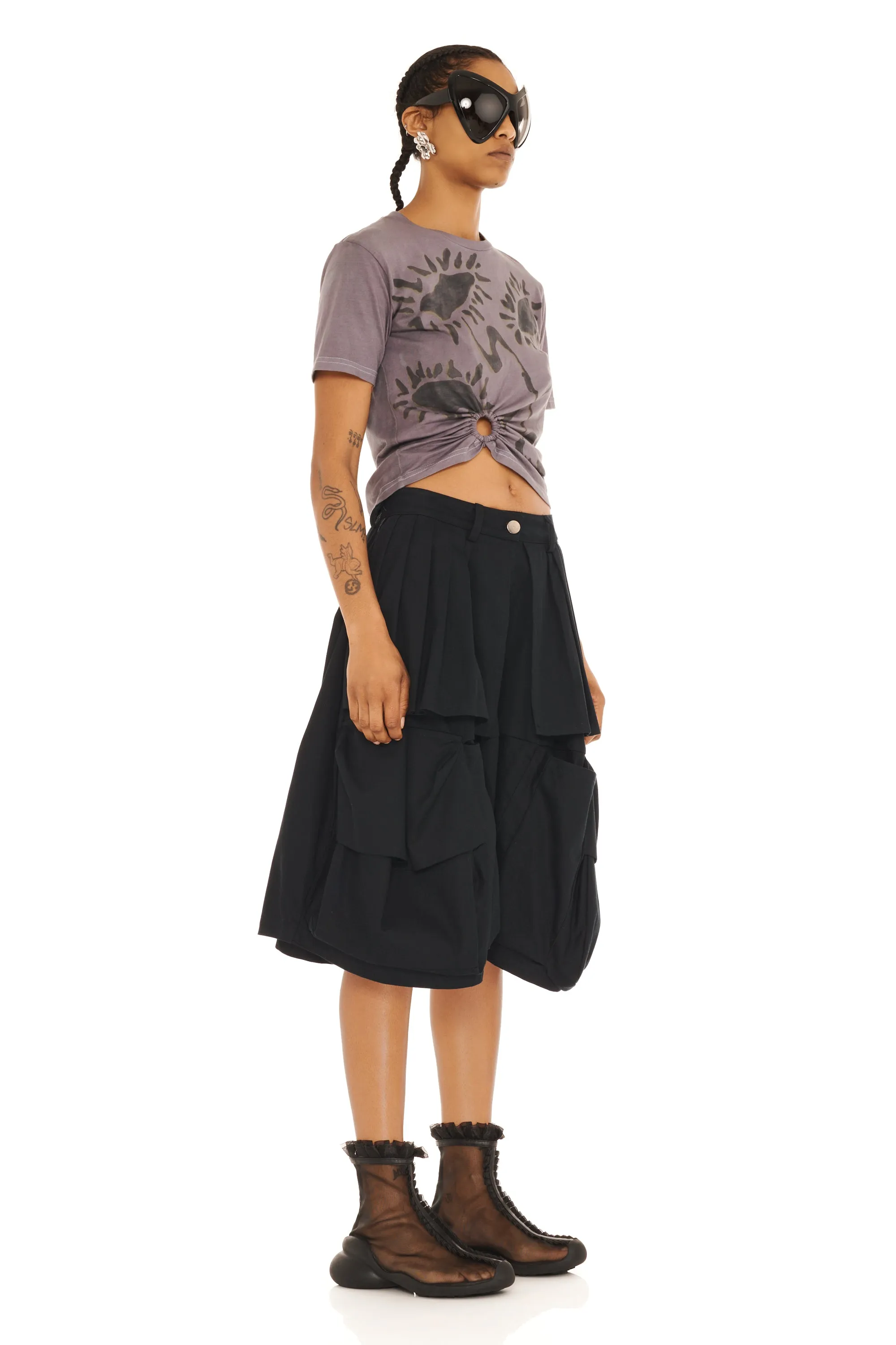 BLACK DENIM HAZEL CARGO SHORT sold by Collina Strada product image thumbnail 4