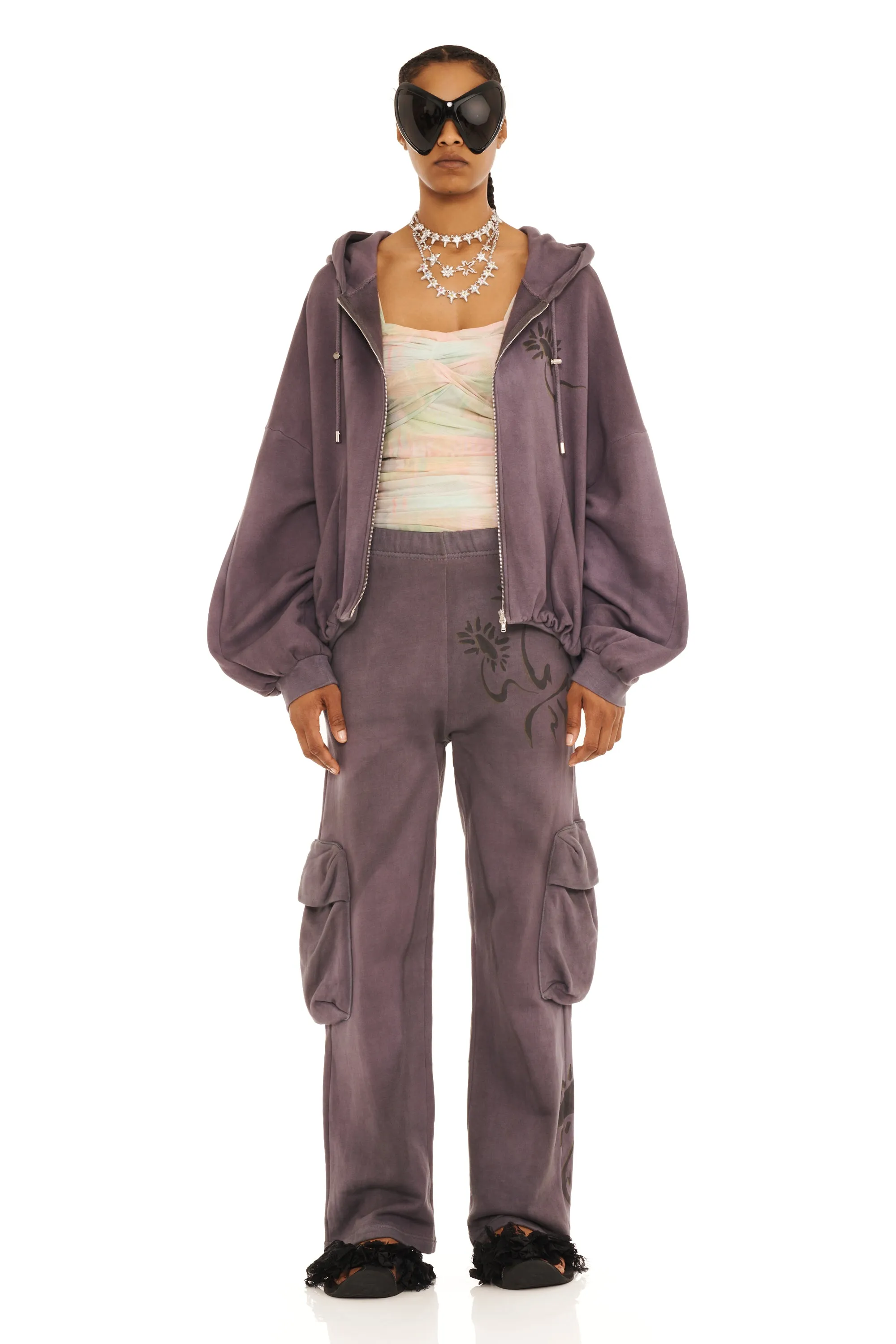 CHARCOAL DAISIES CARGO SWEATPANT sold by Collina Strada product image thumbnail 2