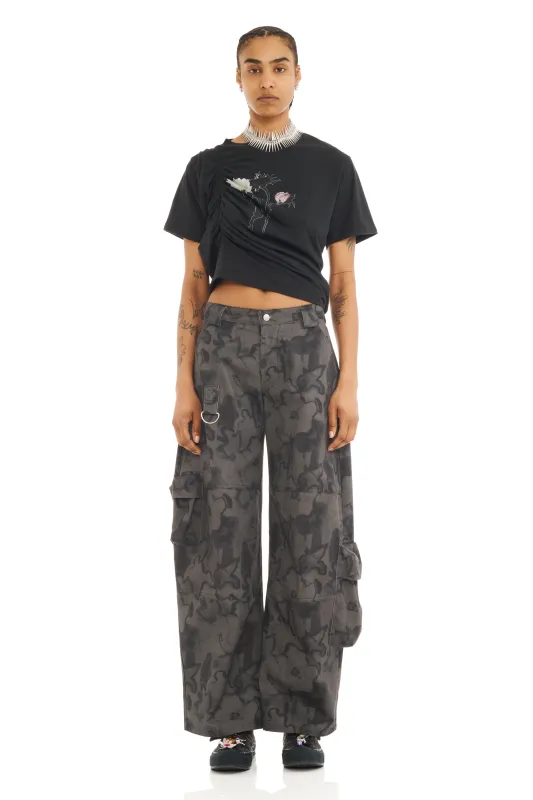 BLACK WATERCOLOR FLORAL LAWN CARGO PANT made by Collina Strada
