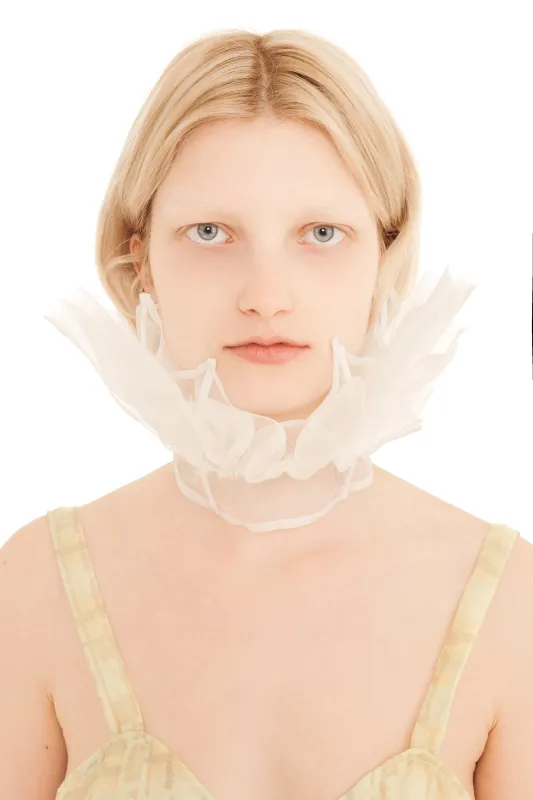 WHITE LESTAT COLLAR made by Collina Strada