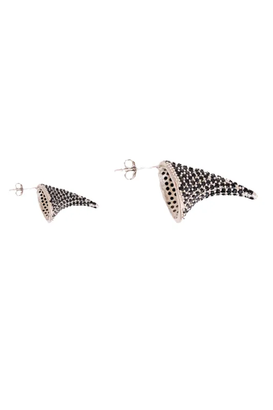 JET MIXED THORN EARRING sold by Collina Strada