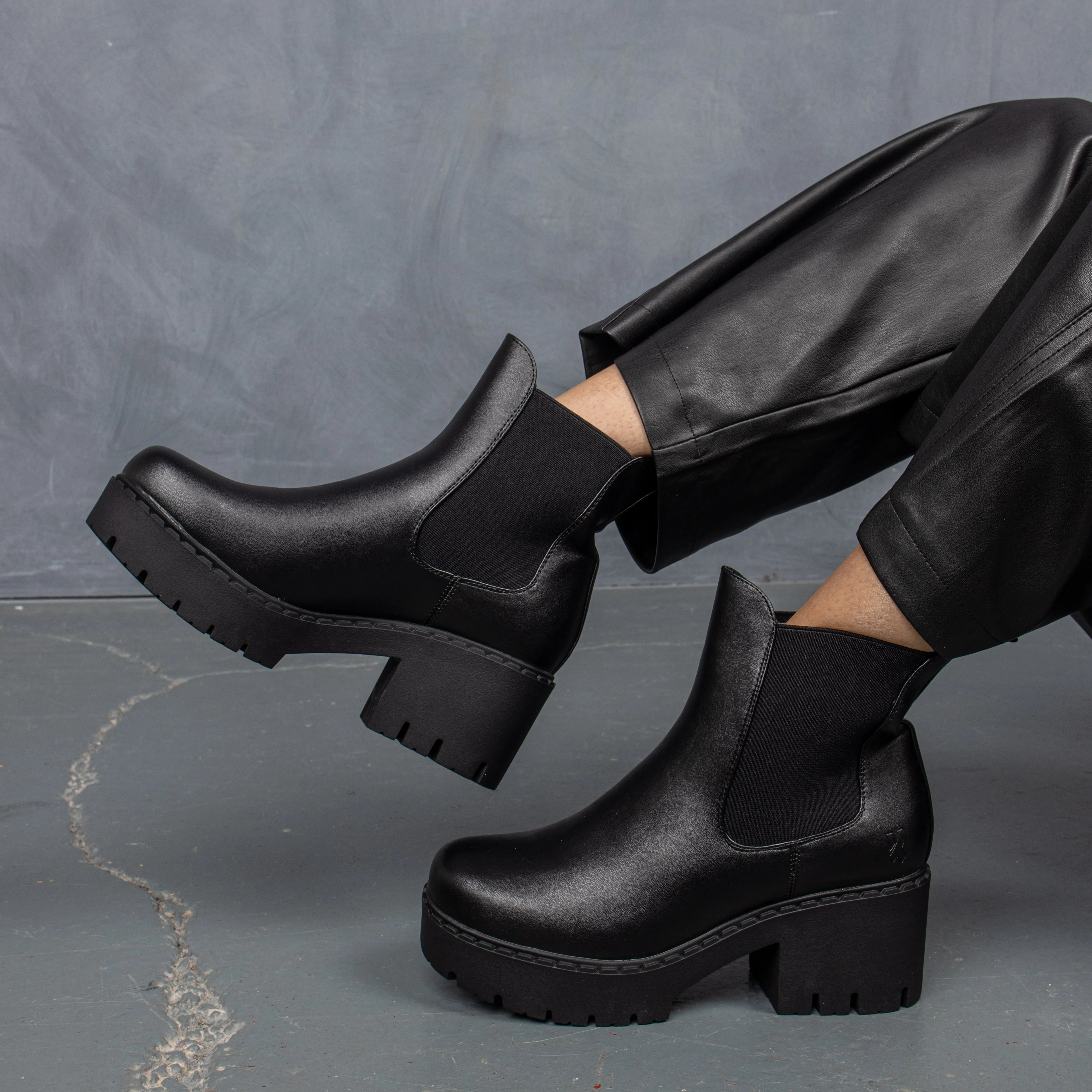 Orson Switch Chelsea Boots sold by Shoe Freaks product image thumbnail 3