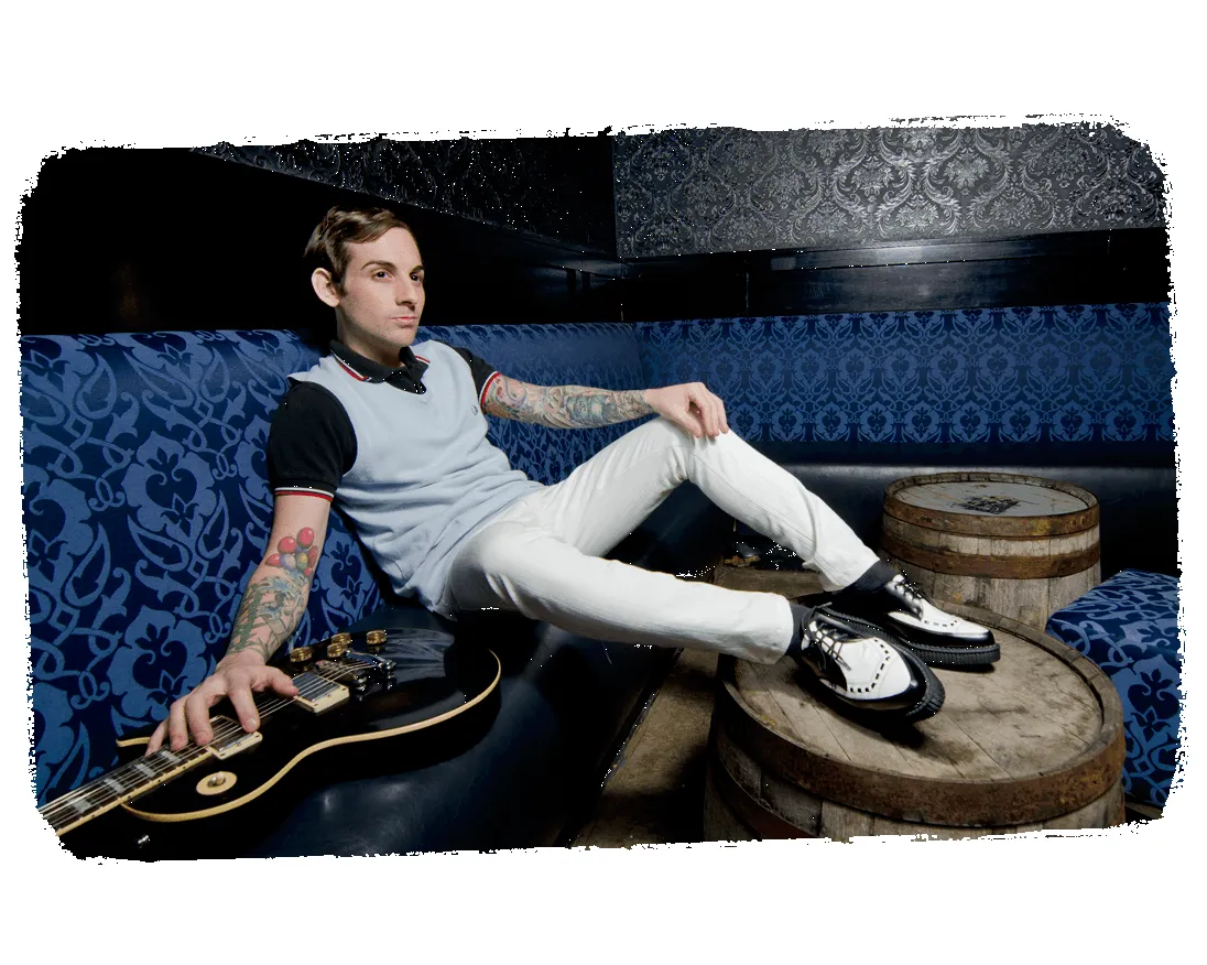 TUK-A8140-Black-White-Size 11-Clearance sold by Shoe Freaks product image thumbnail 4