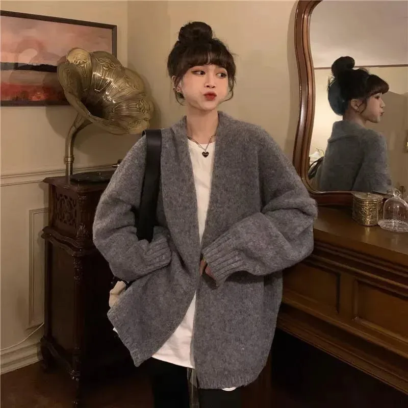 Travenor™ Classic Knit Cardigan sold by Modeberg Bern product image thumbnail 2