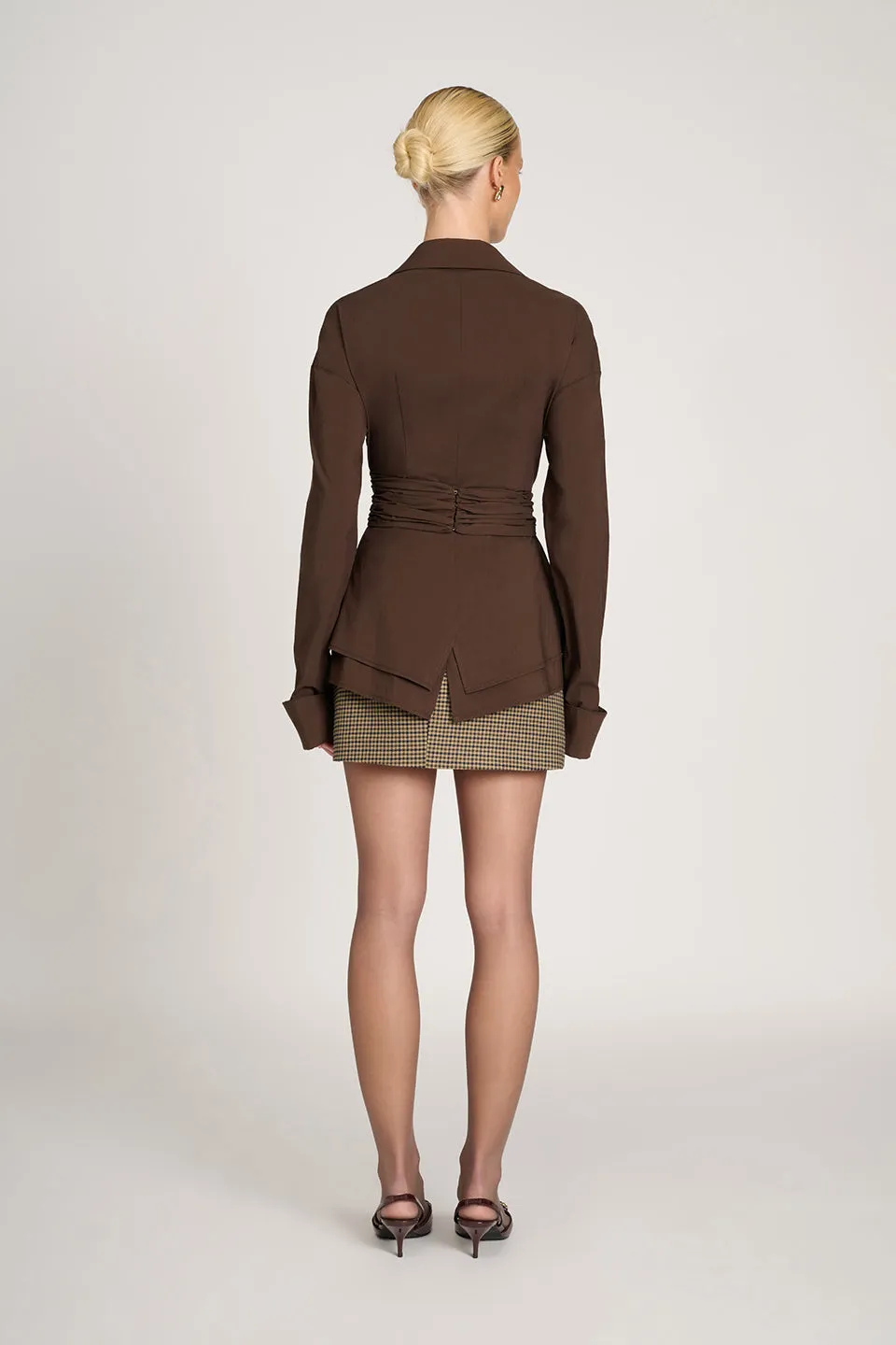 Evania™ Fitted Wrap Shirt in Feminine Design sold by Modeberg Bern product image thumbnail 3