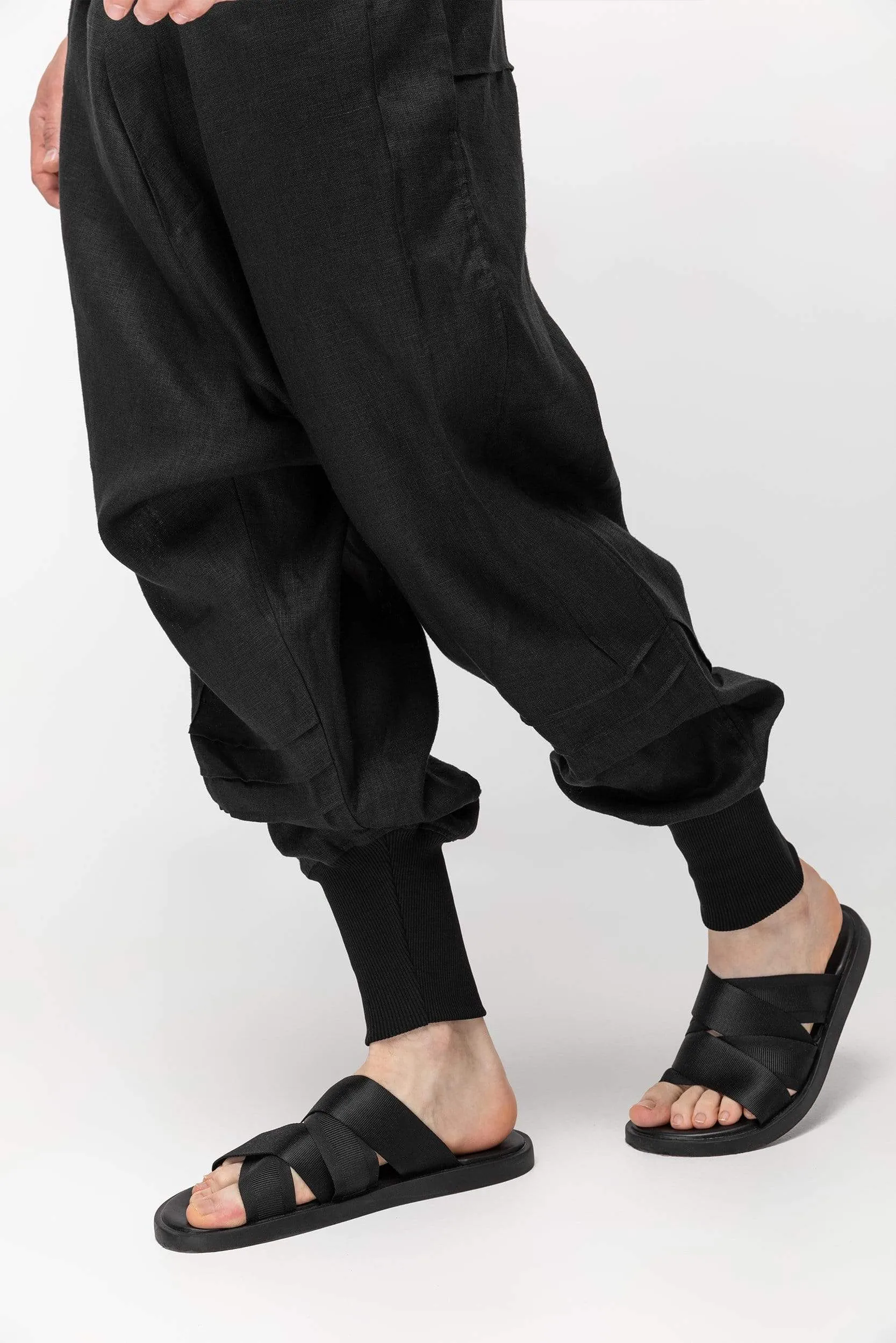 Supesu Pants Black sold by MDNT:45