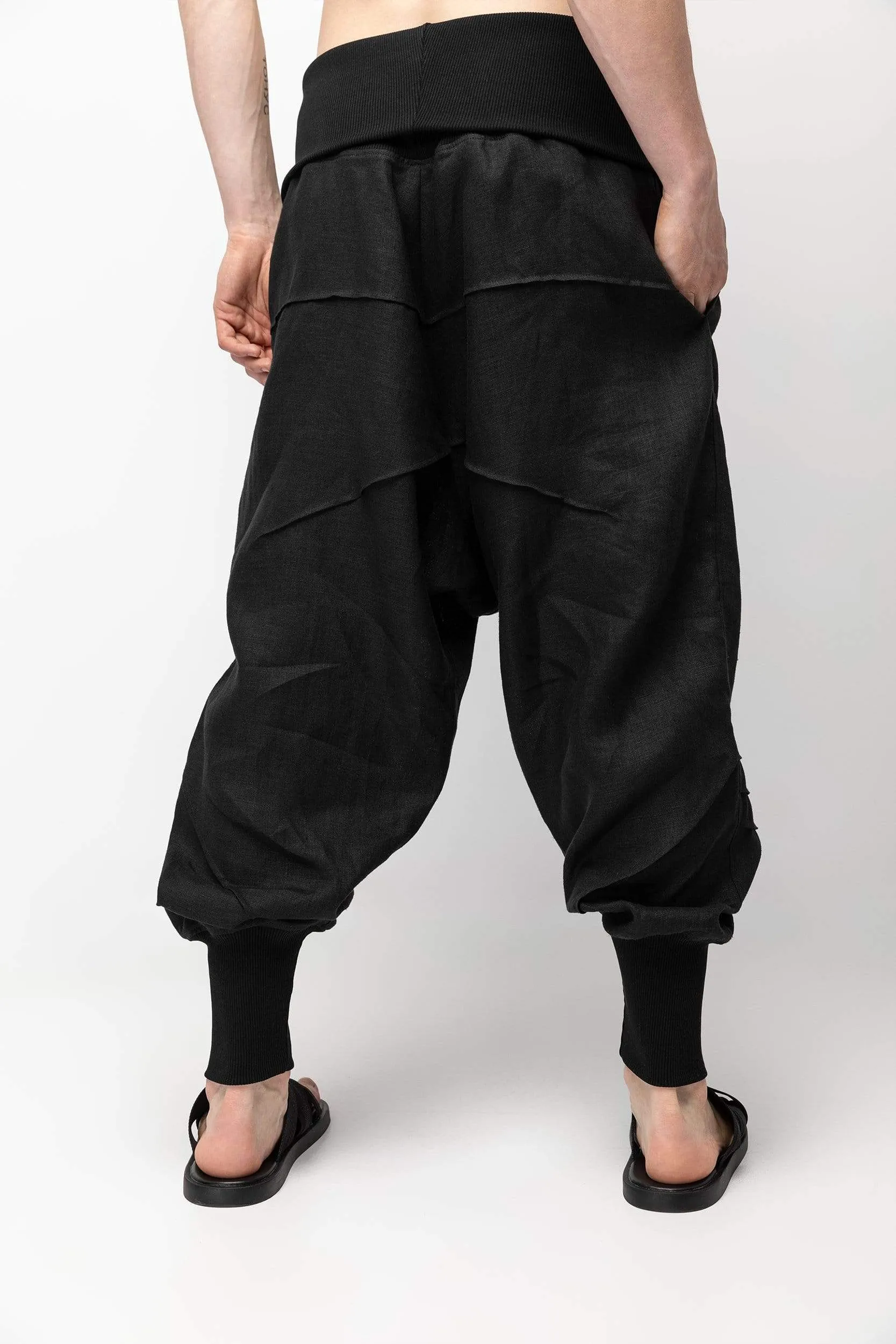 Supesu Pants Black sold by MDNT:45 product image thumbnail 3