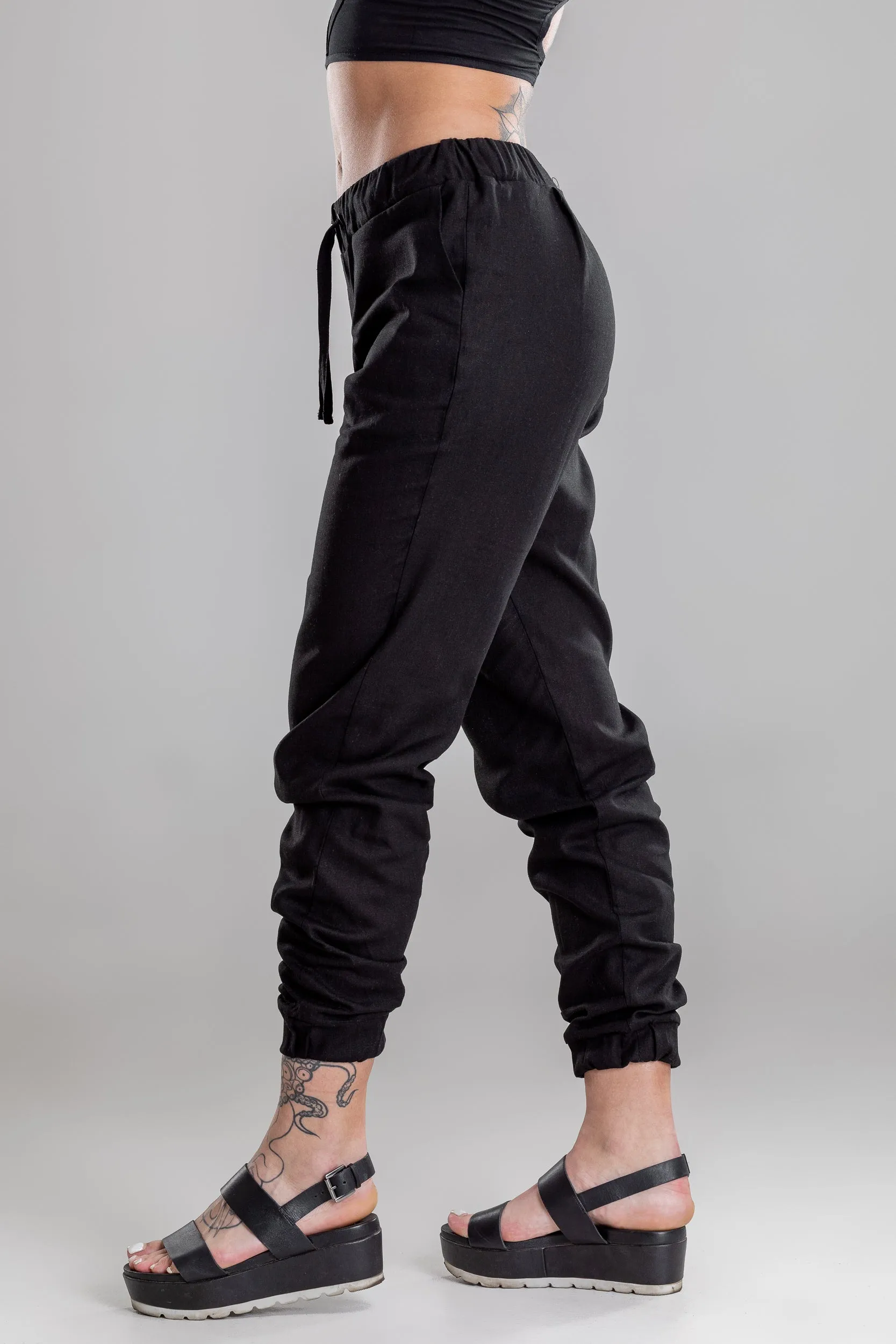 Linen harem yoga pants sold by MDNT:45 product image thumbnail 2