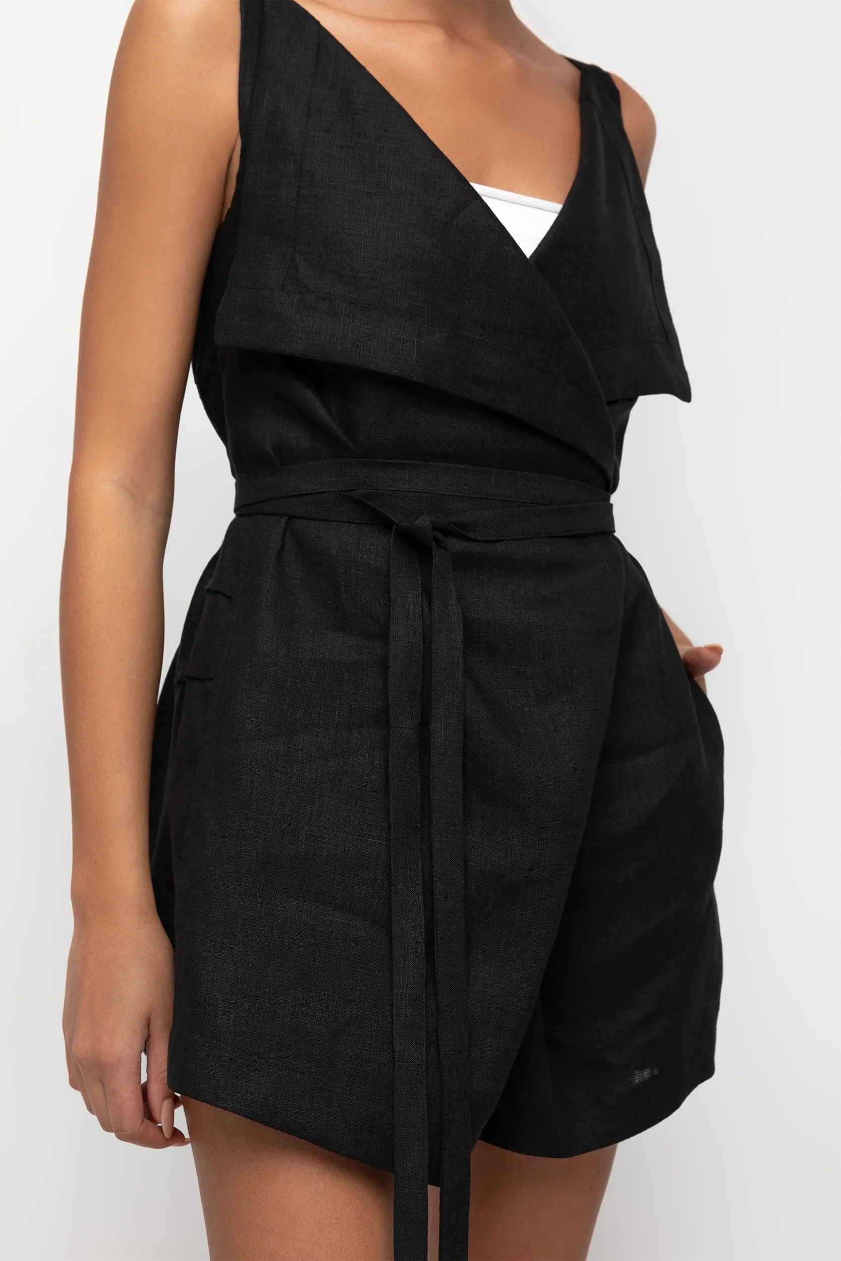 Mujun Short Jumpsuit Black sold by MDNT:45 product image thumbnail 5