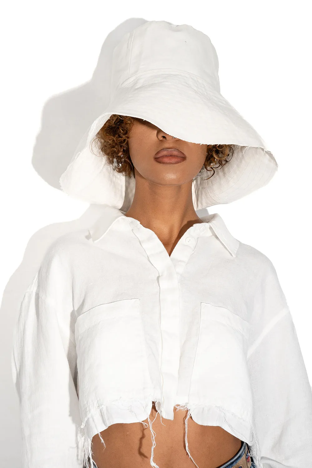 Foldable black linen hat sold by MDNT:45 product image thumbnail 4