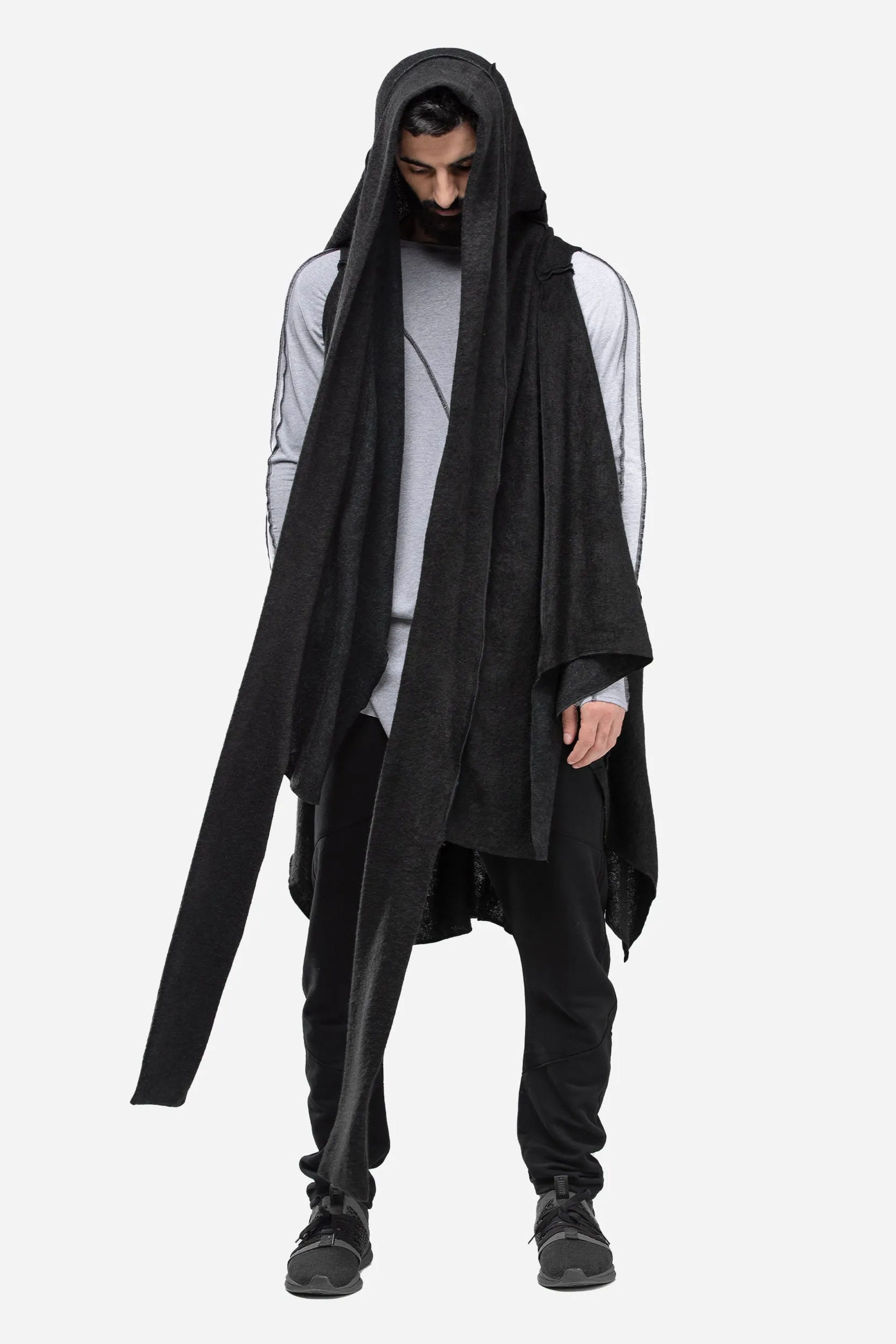 Black sleeveless coat sold by MDNT:45 product image thumbnail 3