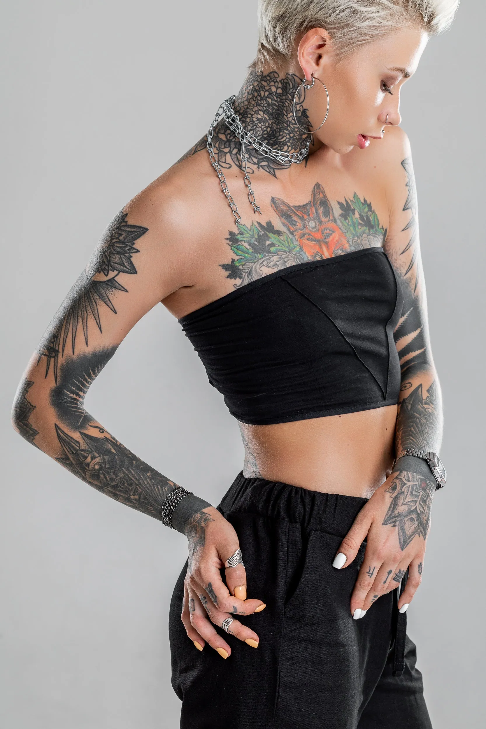 Black tube crop top sold by MDNT:45 product image thumbnail 4