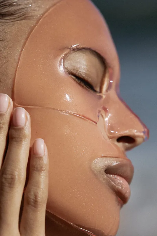 After Sun Collagen Mask made by Jones