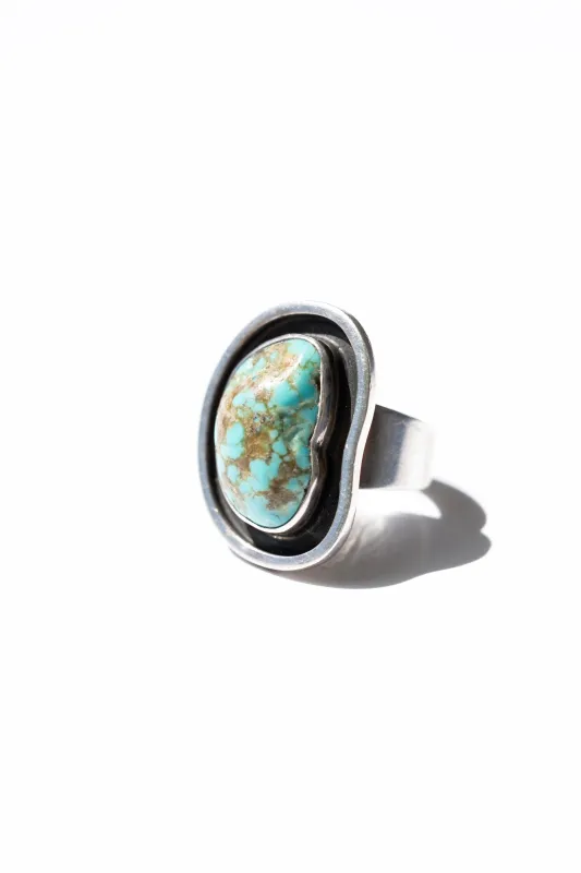 Vintage Navajo Organic Oval Turquoise Ring made by Jones