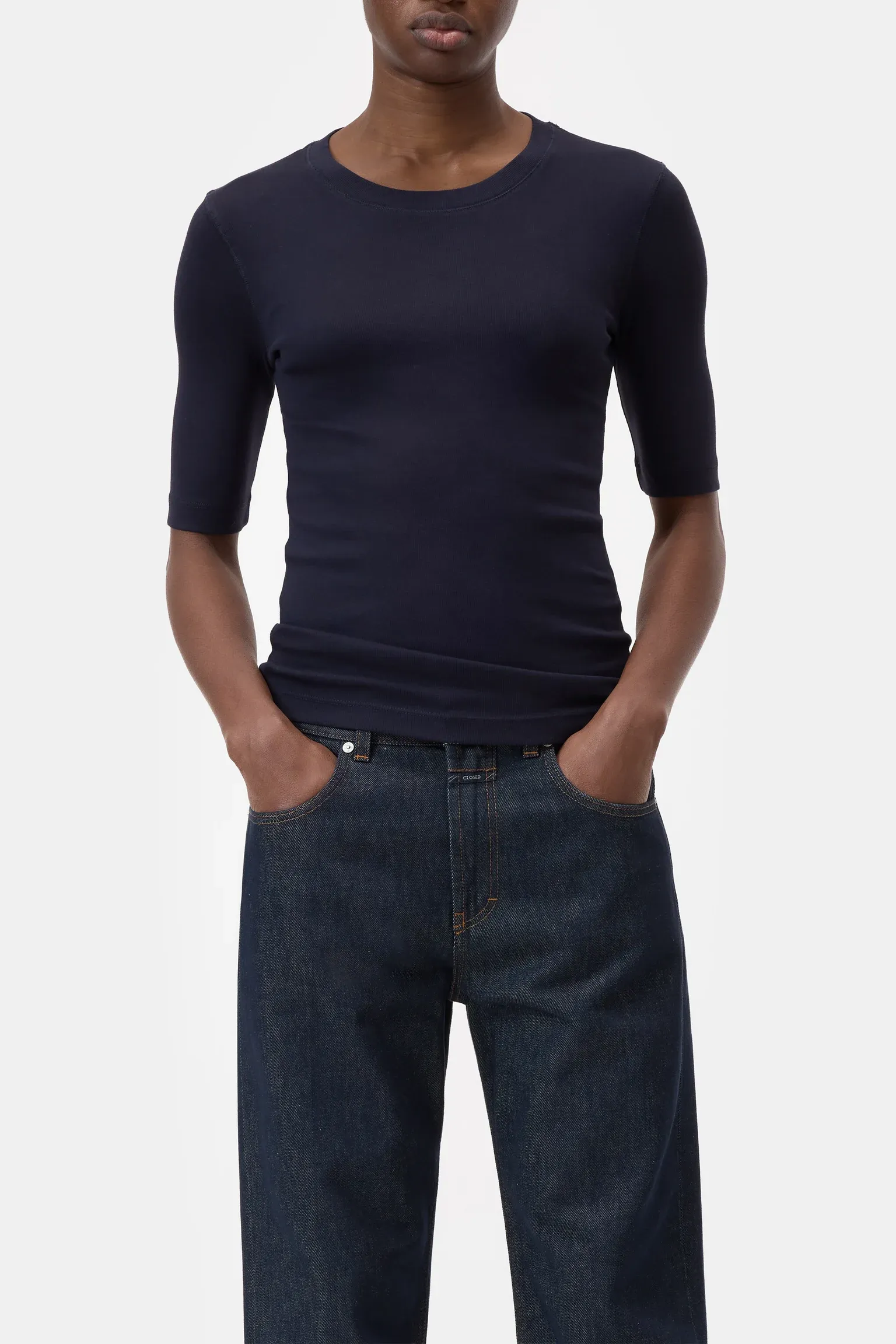 Crewneck Shortsleeve - Dark Night sold by Jones product image thumbnail 3