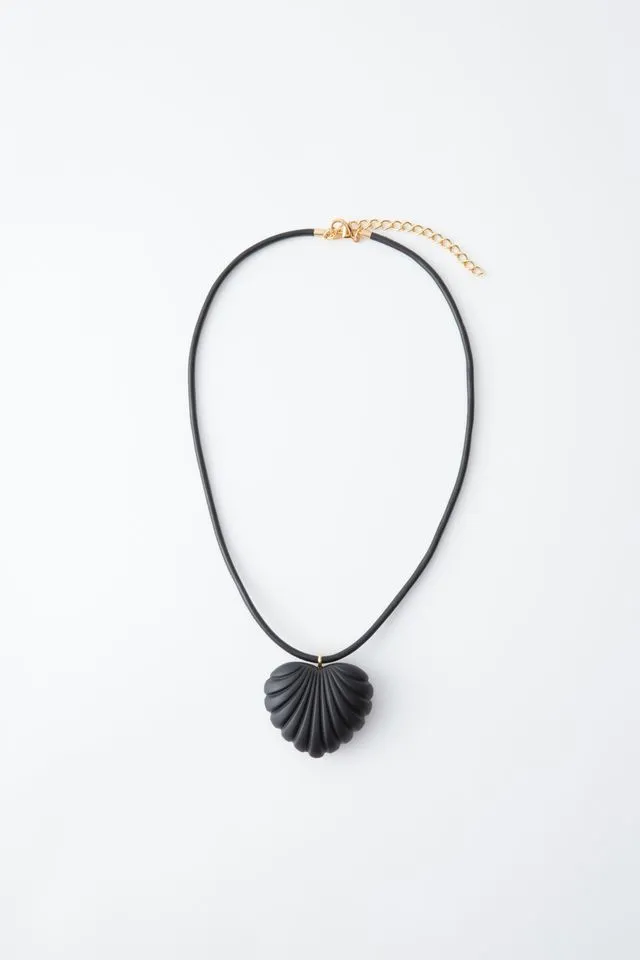 Findon Necklace - Matte Black sold by Jones