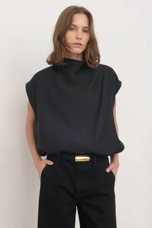 Cora Shirt - Black made by Jones