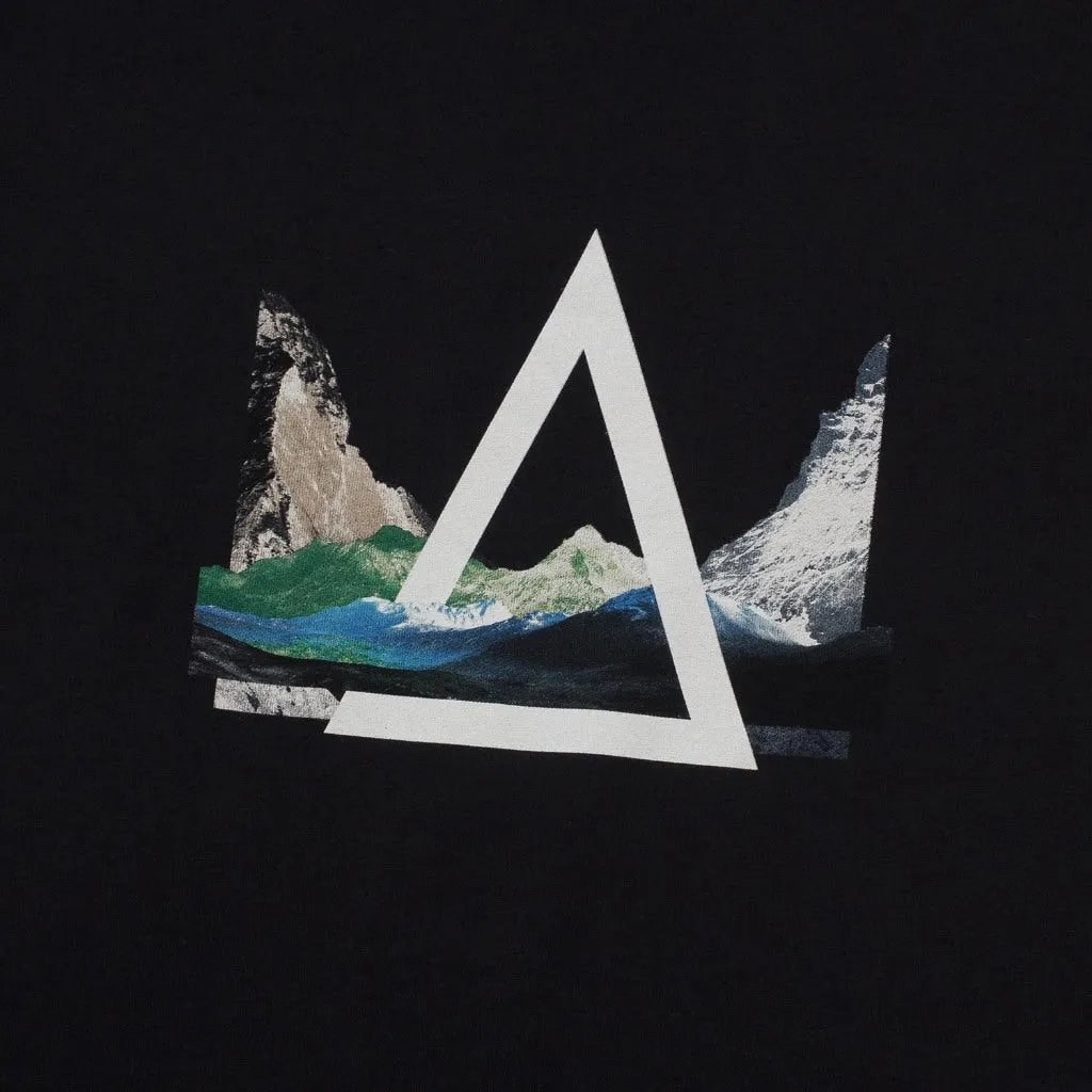 T-Shirt MOUNTAIN TRIANGLE BLACK sold by Screamous product image thumbnail 2