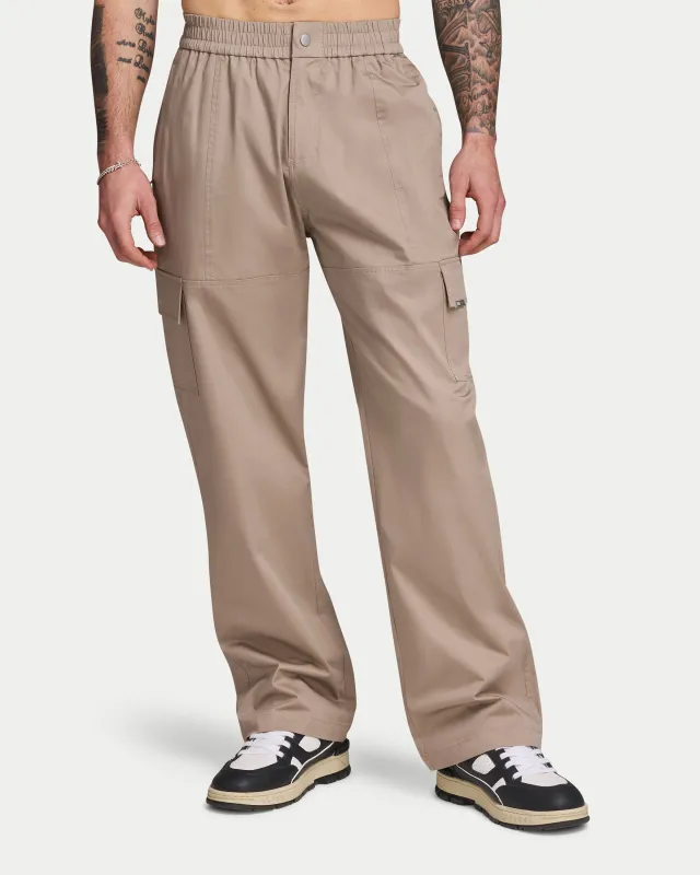 Mens Utility Relaxed Cargo Pant made by HERA
