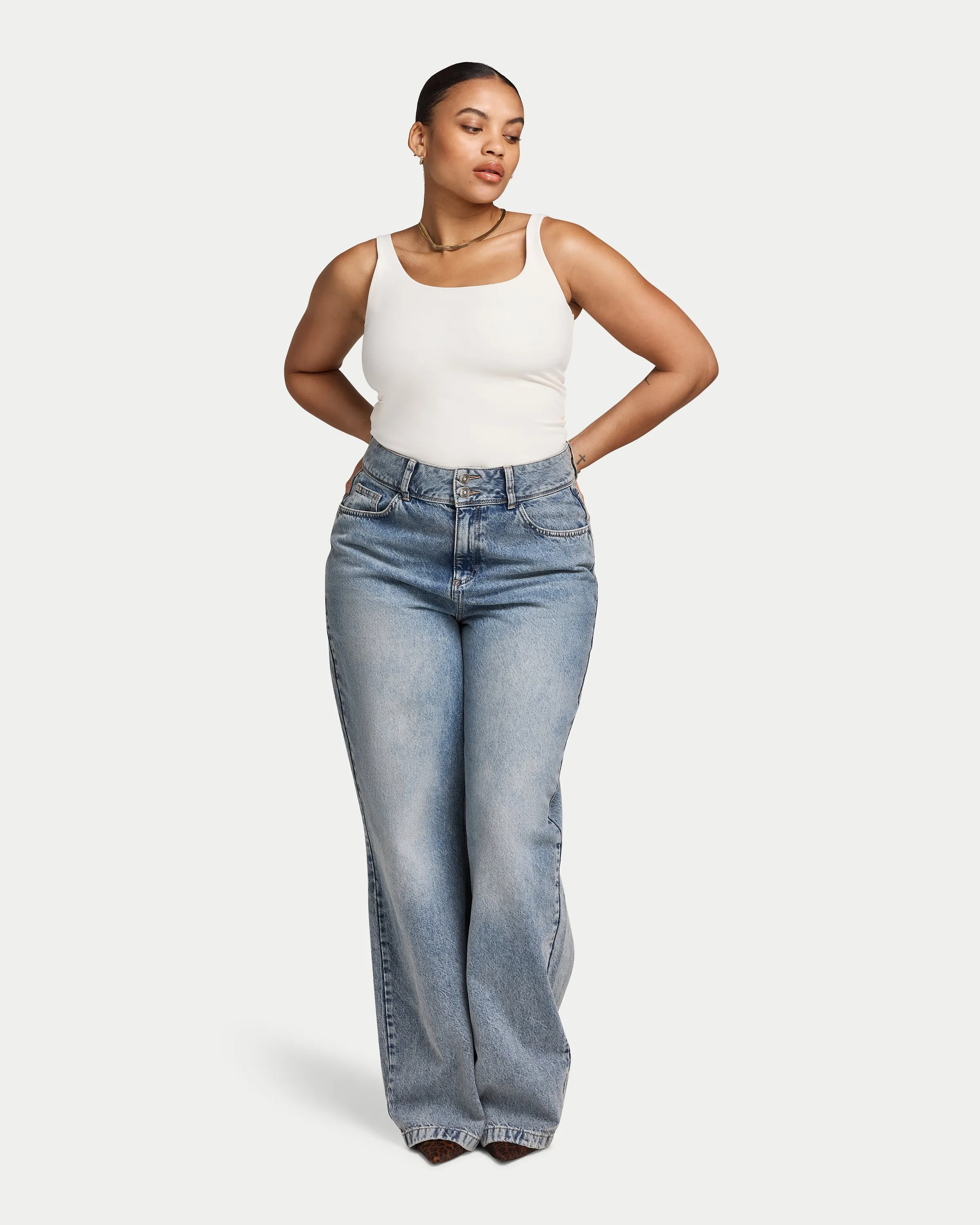 Womens Essential Tank sold by HERA product image thumbnail 5