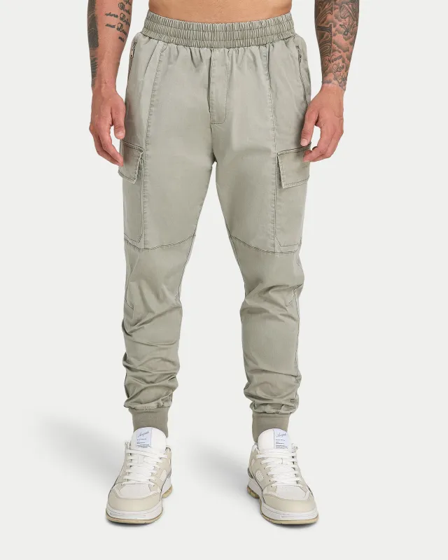 Mens Utility Tapered Cargo Pant made by HERA