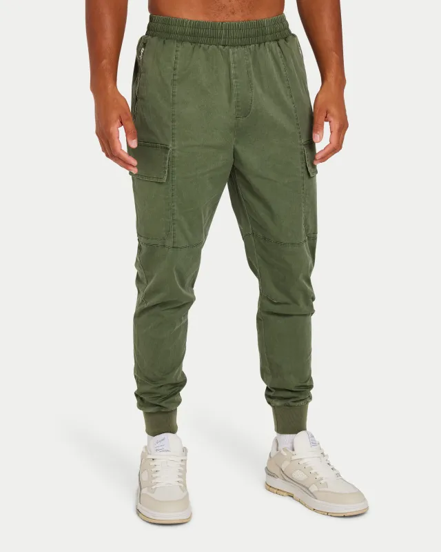 Mens Utility Tapered Cargo Pant made by HERA