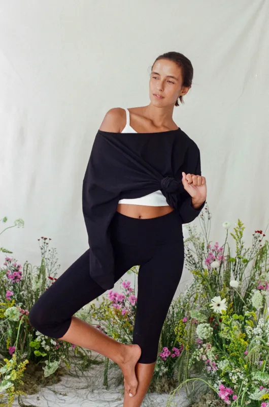 Eden Capri Black made by Indigoluna