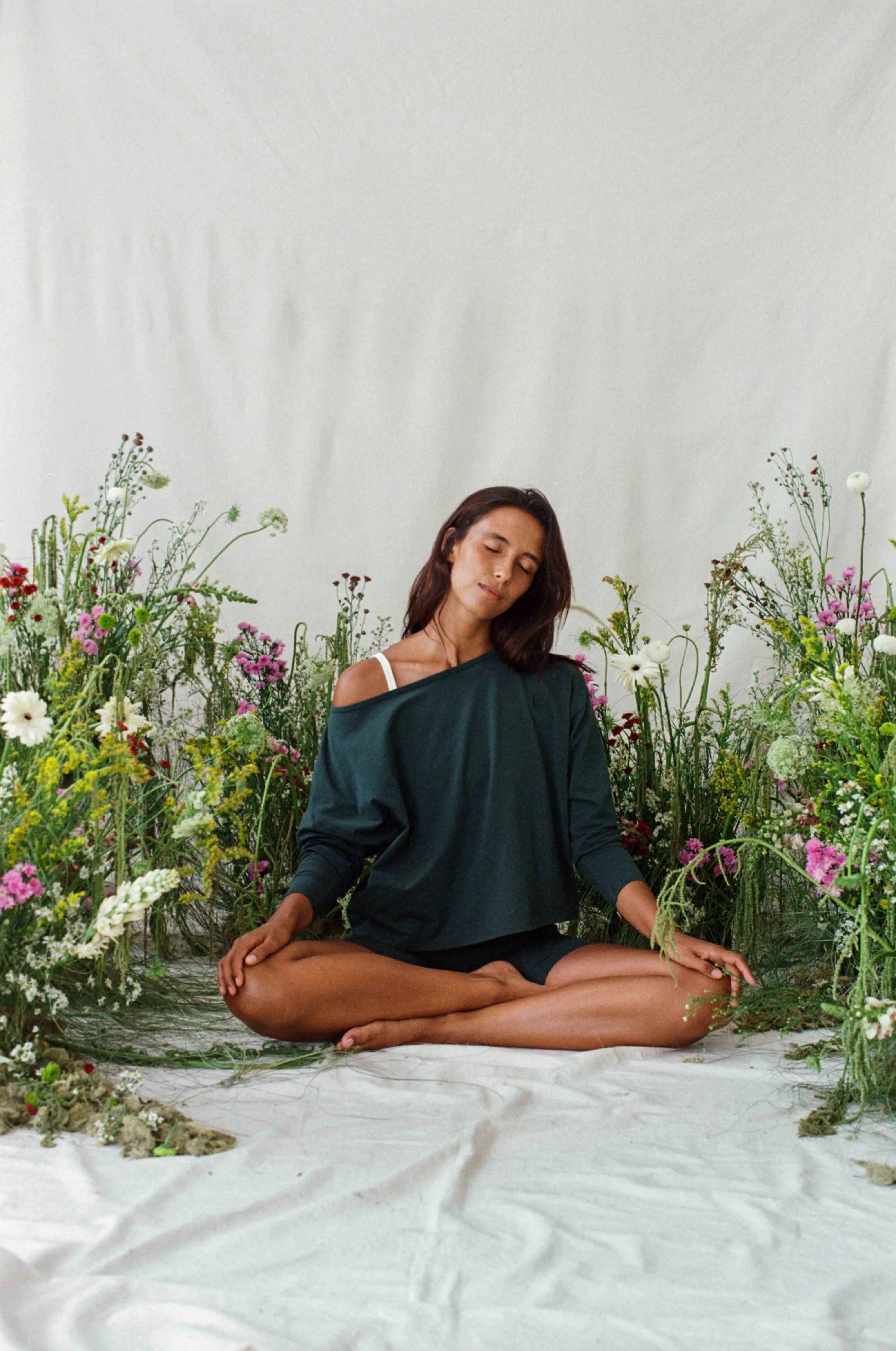 Eden Longsleeve Evergreen sold by Indigoluna