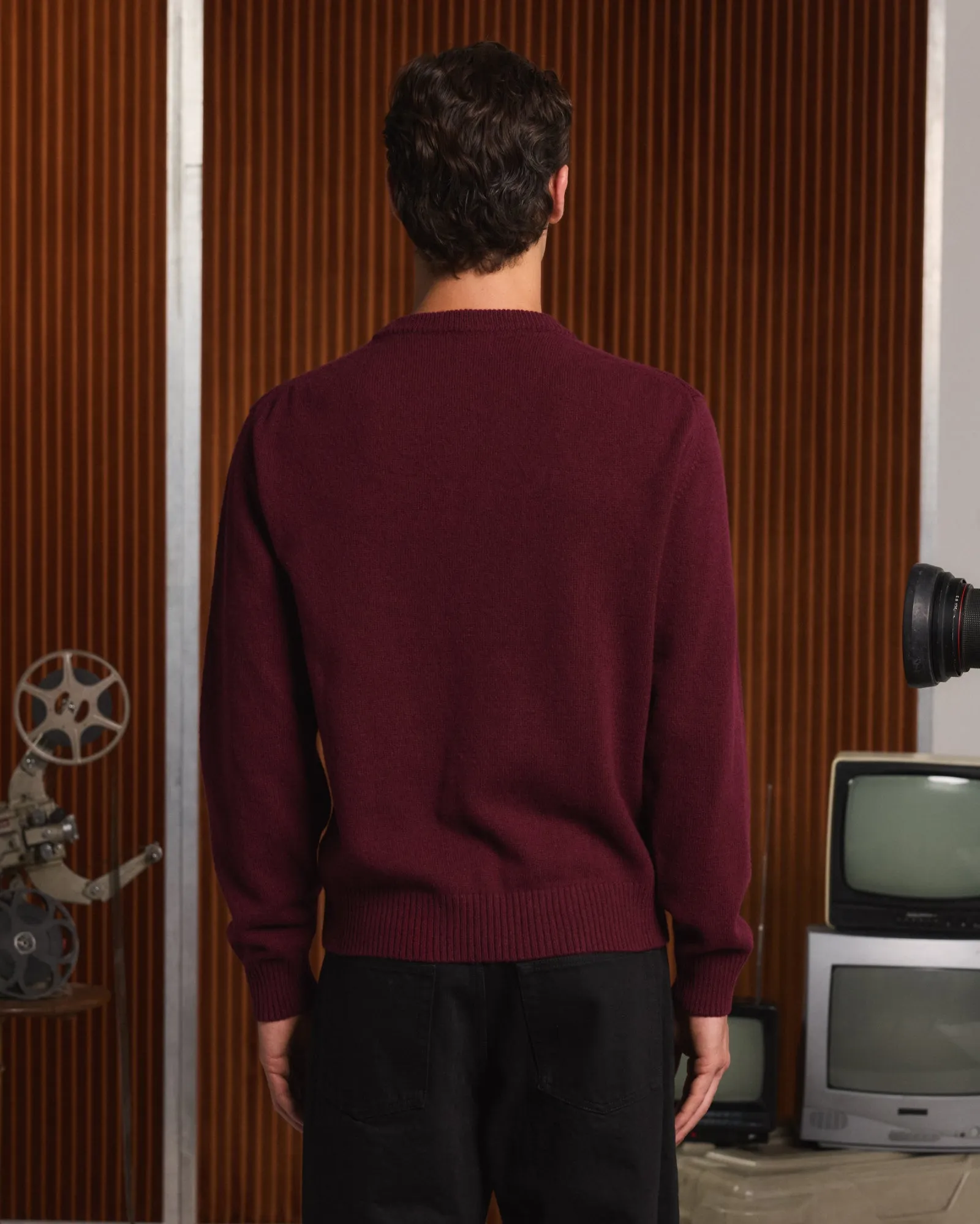 Pull col rond en laine mérinos supergeelong bordeaux sold by Hast Paris product image thumbnail 5