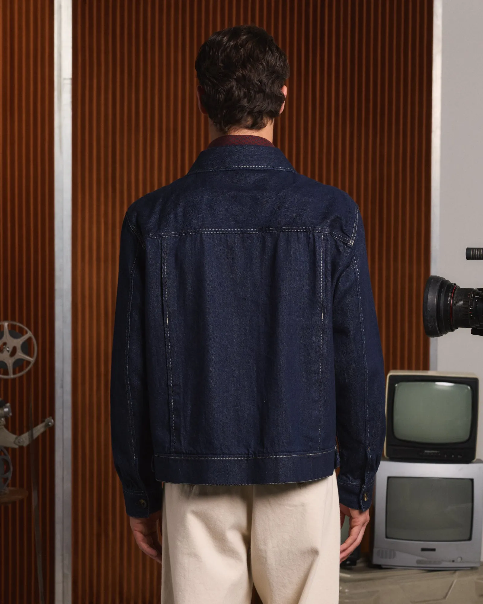 Blouson en denim italien sold by Hast Paris product image thumbnail 3