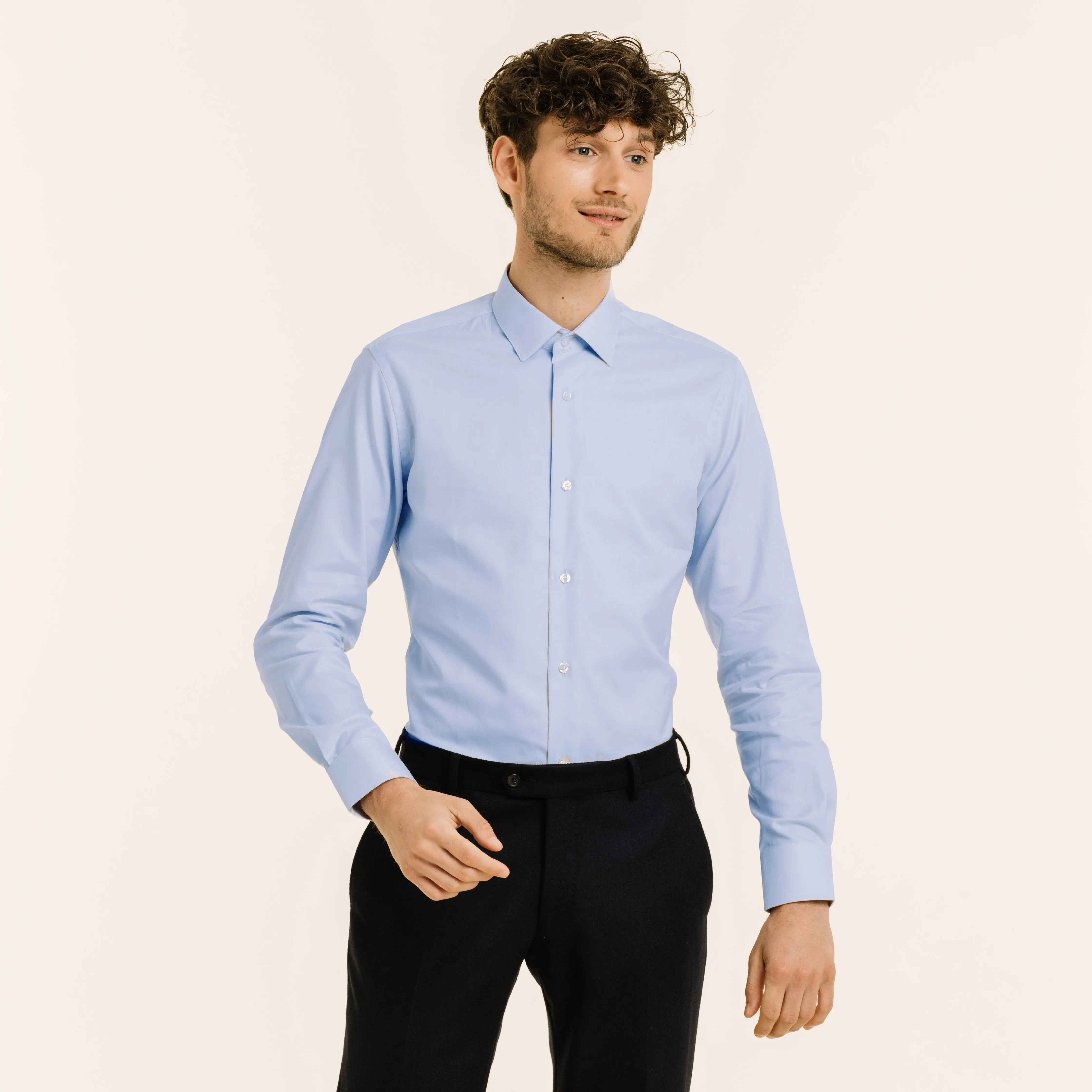 Chemise en twill double retors bleue sold by Hast Paris