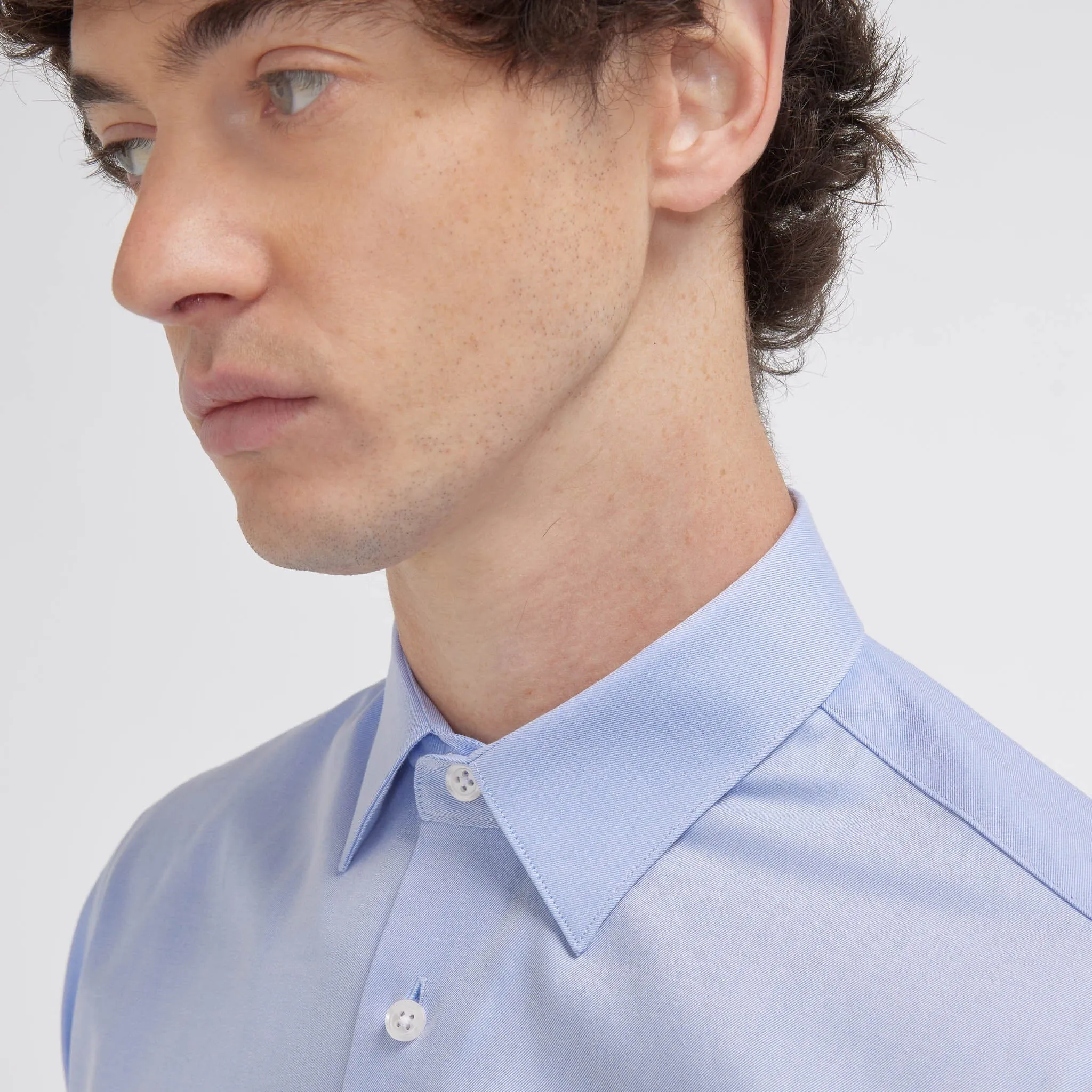 Chemise cintrée en twill double retors bleue sold by Hast Paris product image thumbnail 2