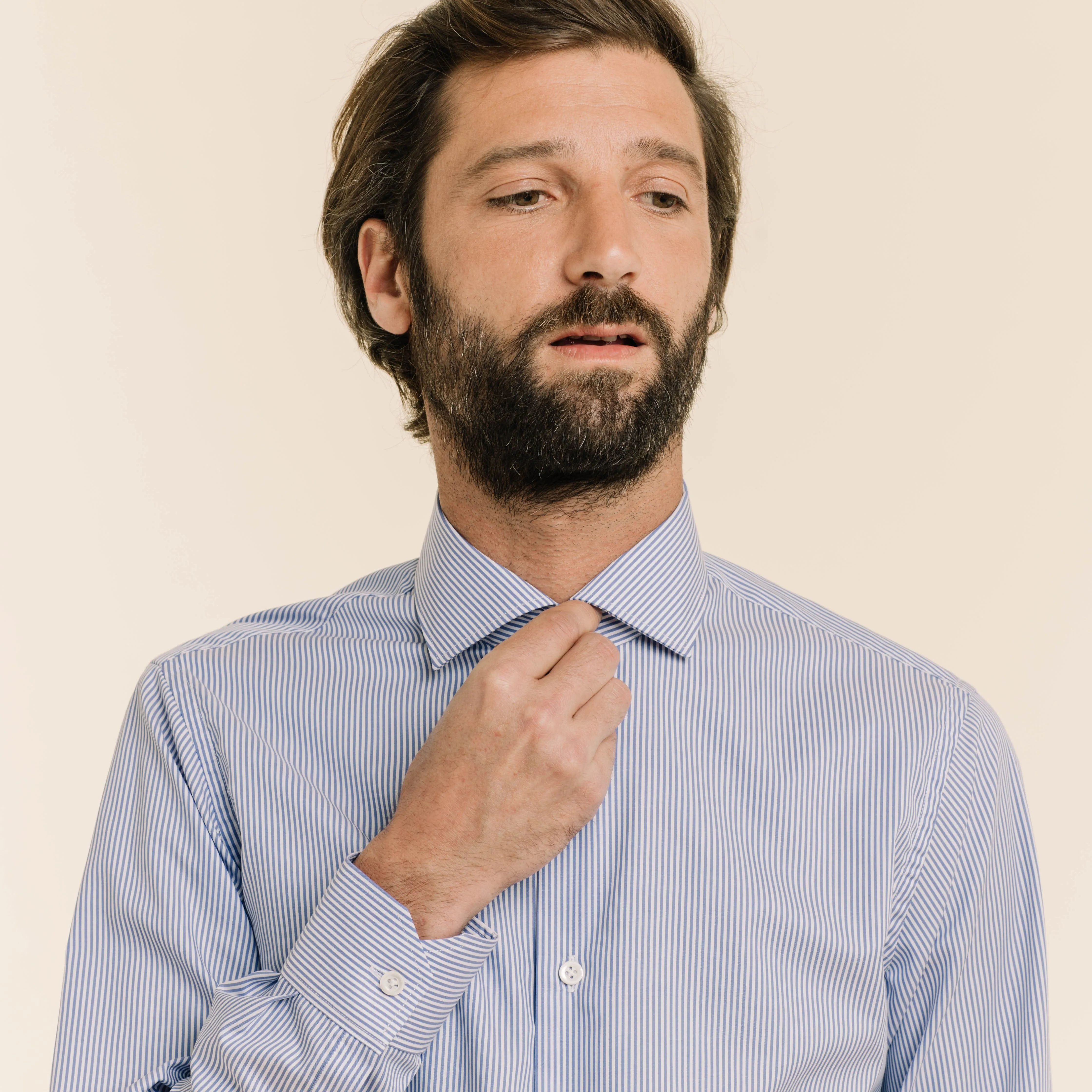Chemise premium cintrée en twill double retors à rayures bleues sold by Hast Paris product image thumbnail 3
