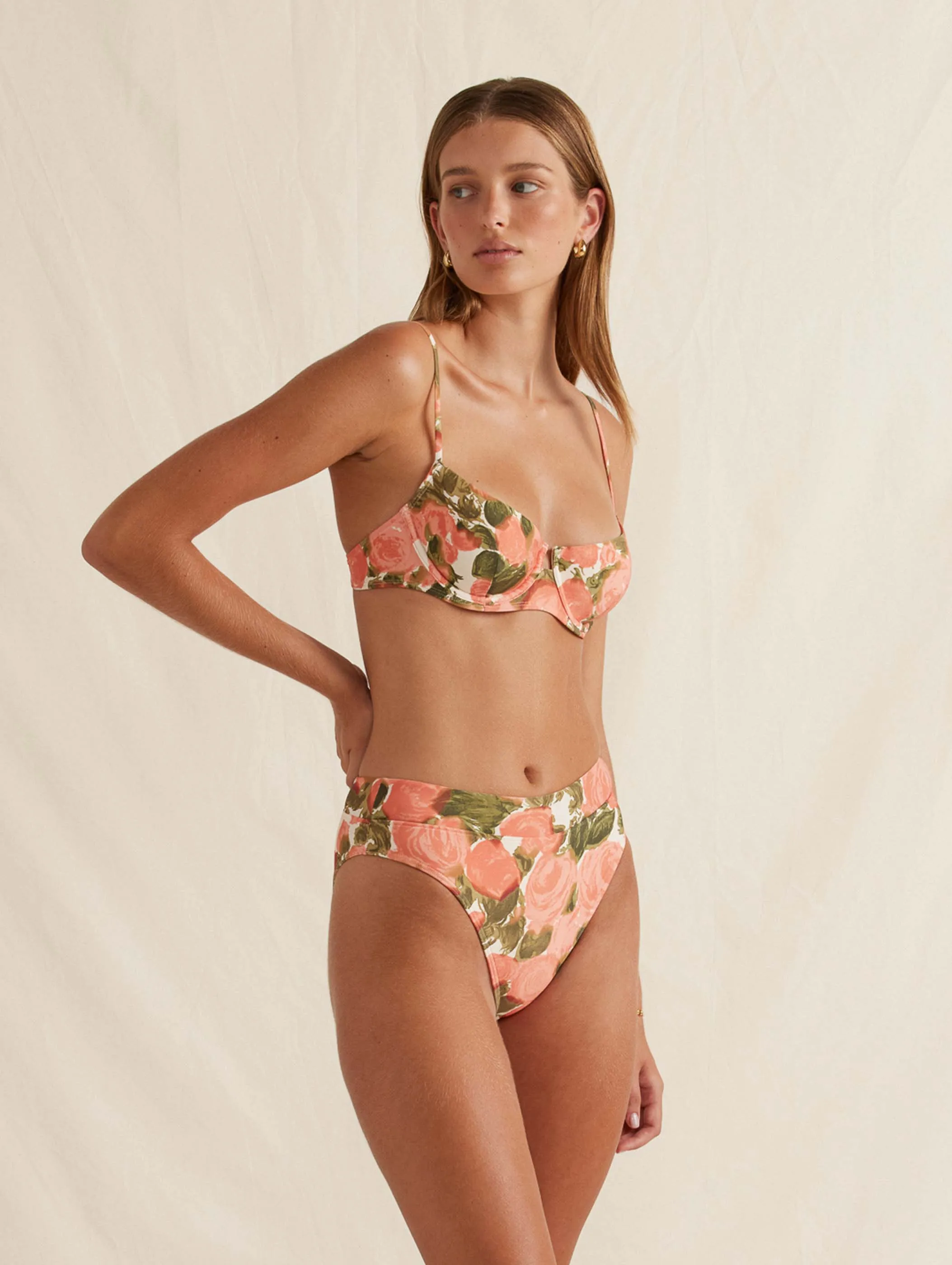 Everlasting Balconette sold by Peony