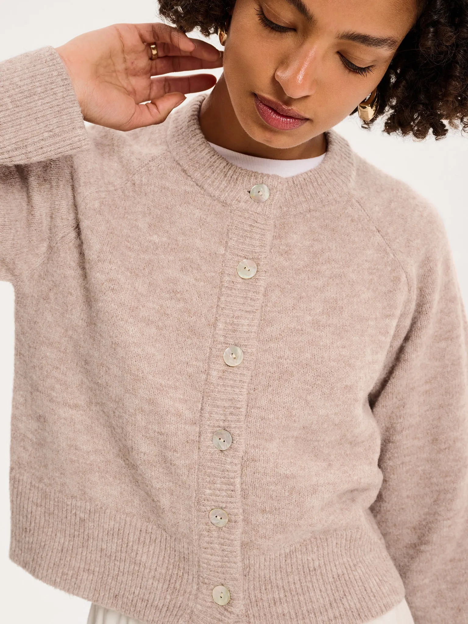 August Cardigan in Oatmeal sold by Omnes product image thumbnail 2