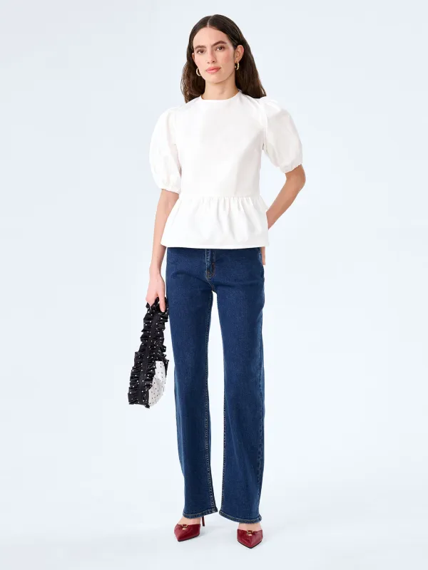 Tiana Top in White made by Omnes