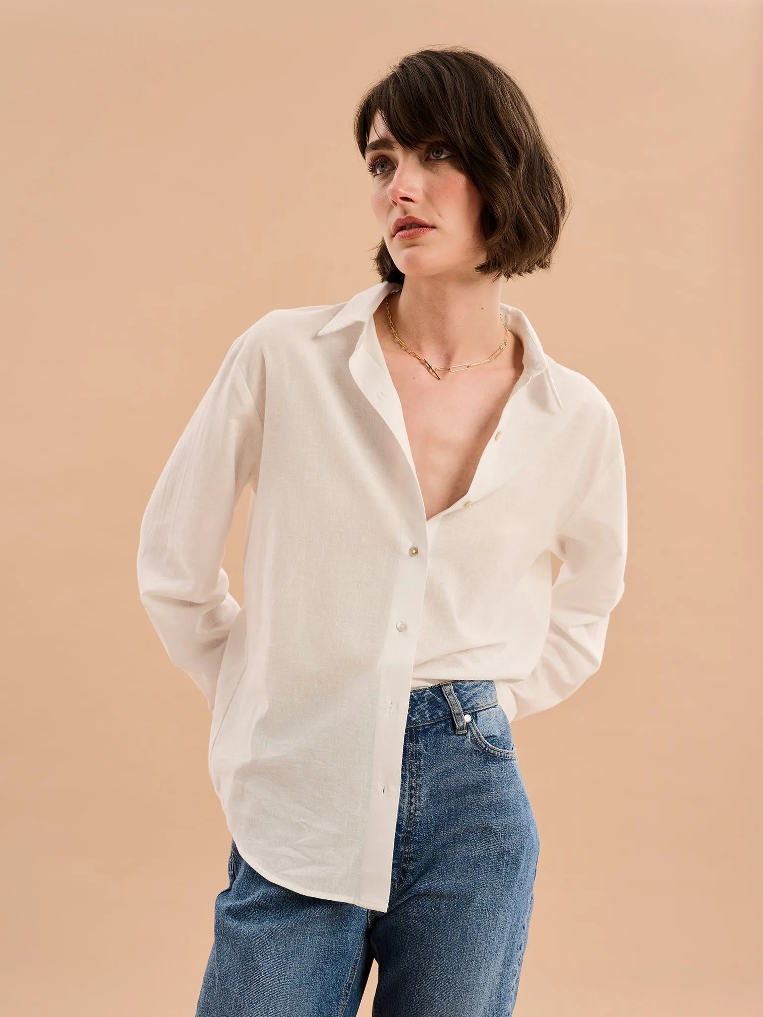 Evie Linen Oversized Shirt in White sold by Omnes product image thumbnail 3