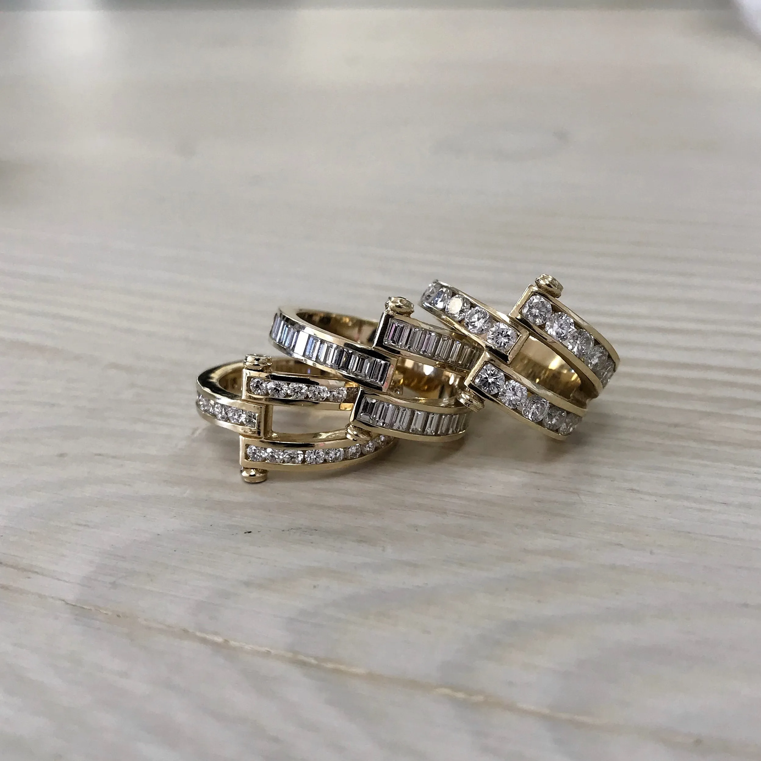 Magna Ring - Round Diamonds sold by Larroude product image thumbnail 5