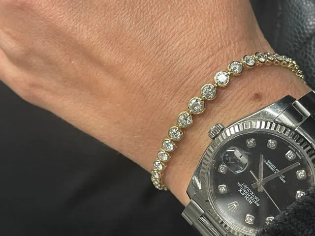 Graduating Diamond Bezel Bracelet sold by Larroude product image thumbnail 4