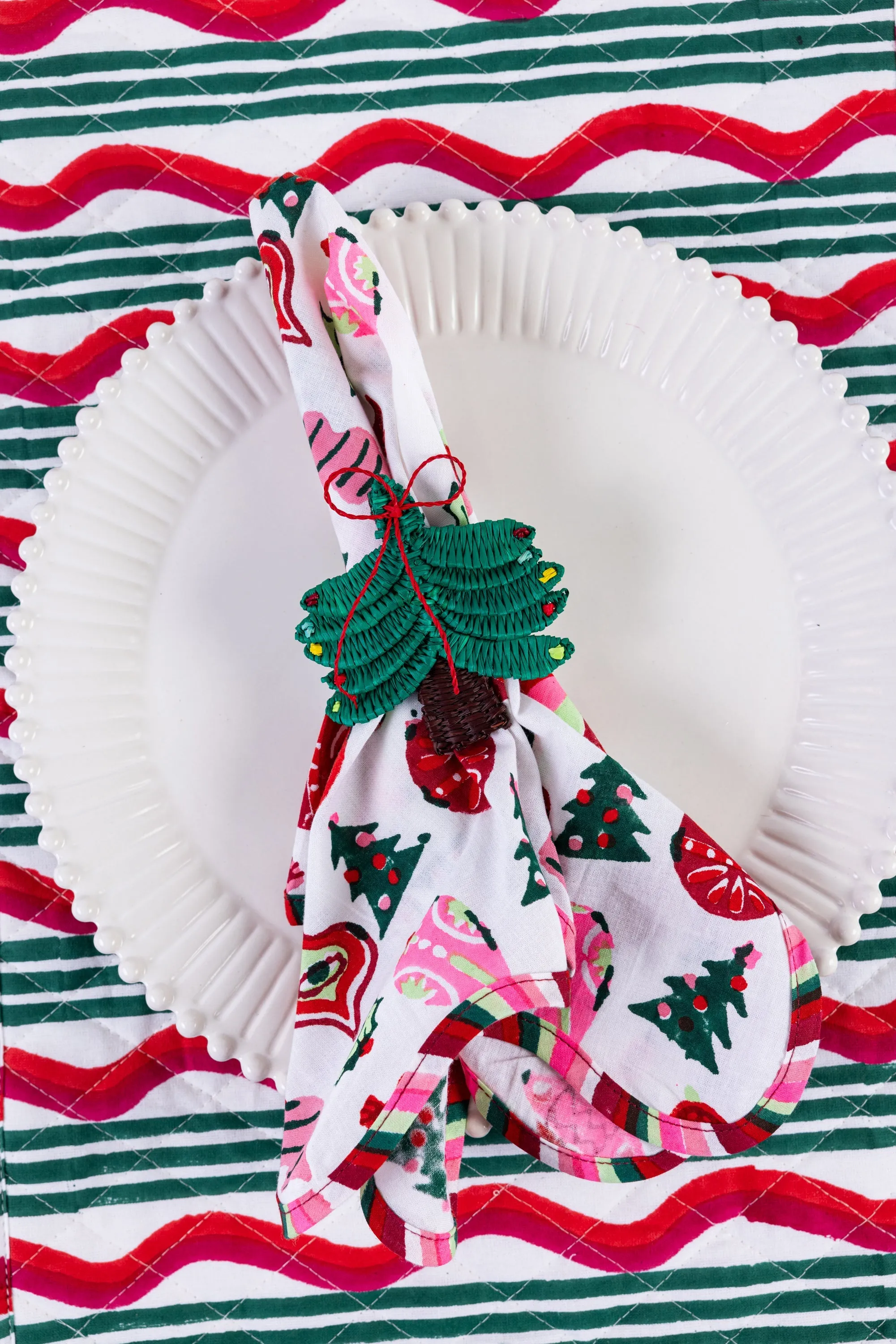 Raffia Napkin Ring - Christmas Tree sold by Larroude product image thumbnail 2