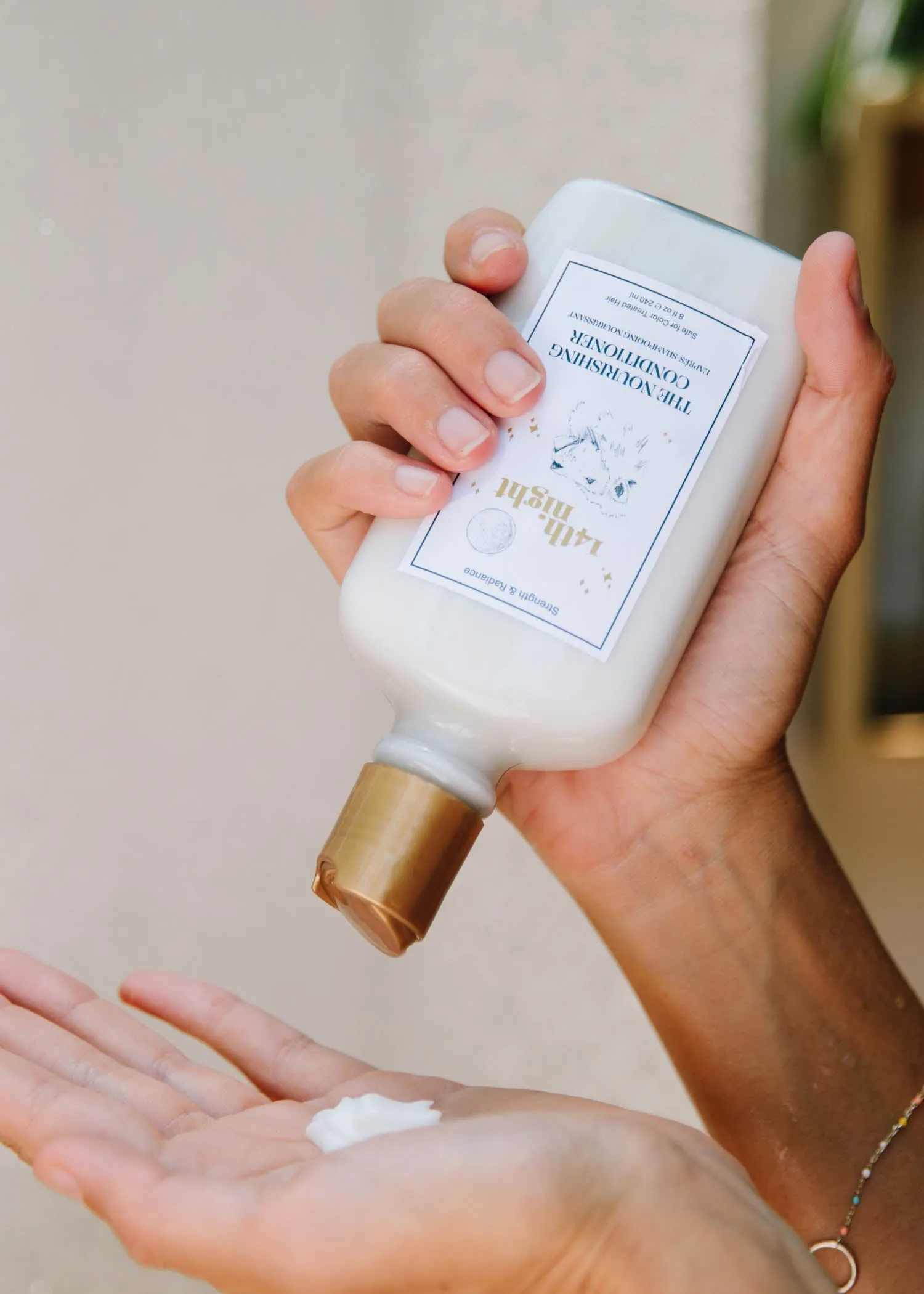 The Nourishing Conditioner sold by Larroude product image thumbnail 3