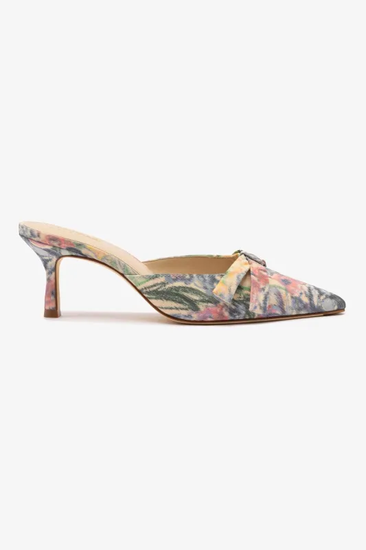 Larroudé x Markarian Mule In Ash Blue Floral Demetra sold by Larroude