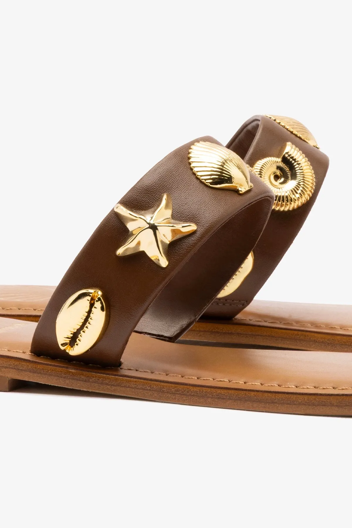 Madison Thong Sandal In Burnt Umber Leather sold by Larroude product image thumbnail 4