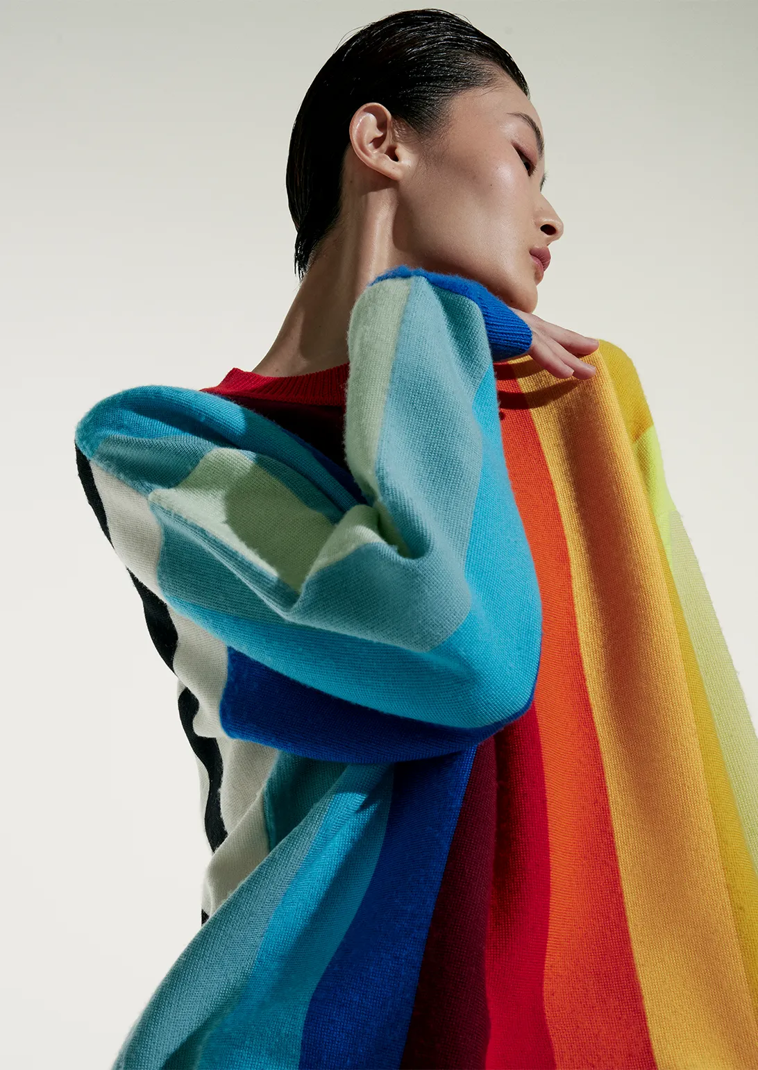 BRUSHED STRIPED OVERSIZED CREWNECK sold by Larroude product image thumbnail 3