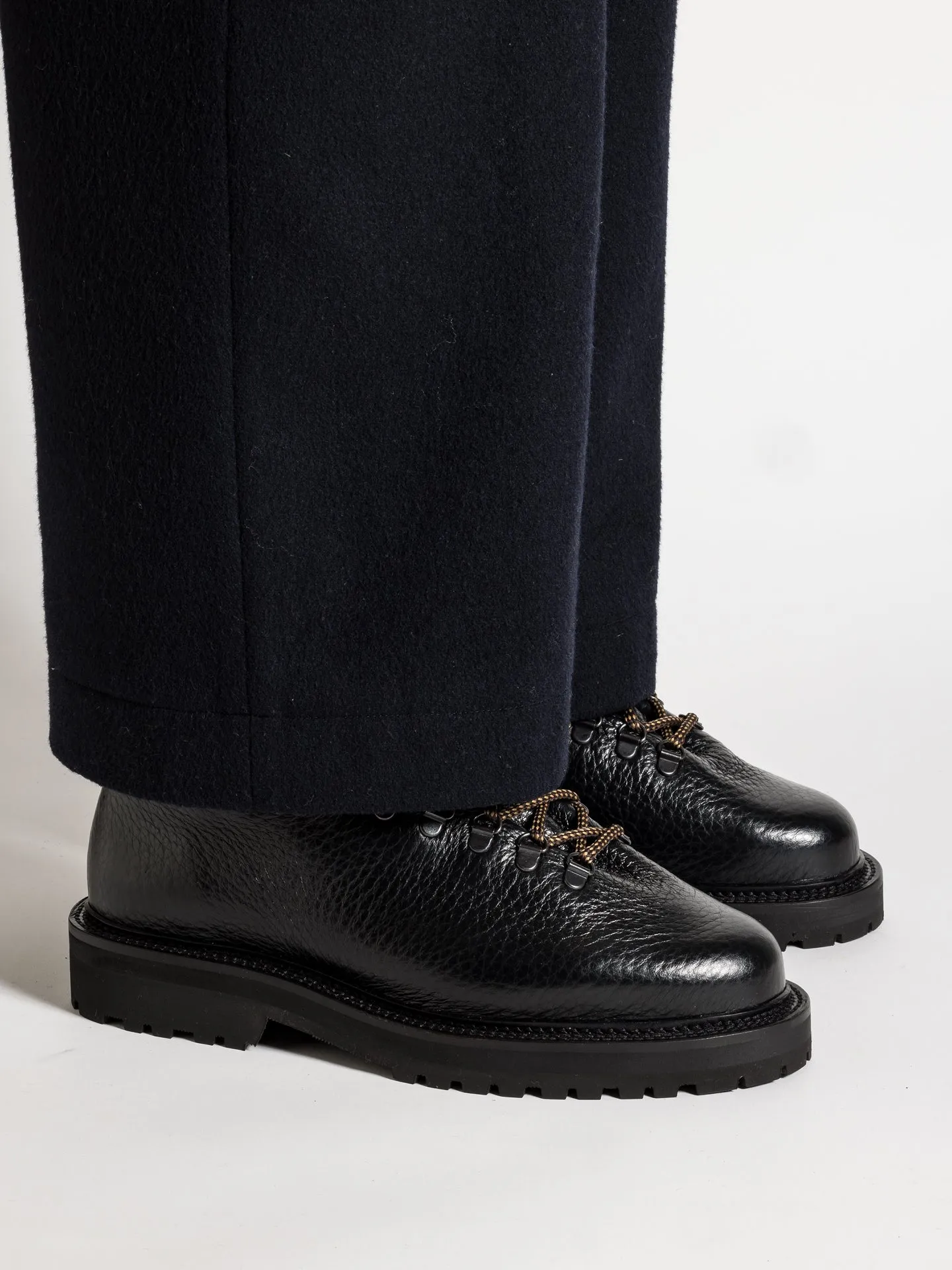 RASMUS BOLD BLACK sold by Jacques Soloviere product image thumbnail 3